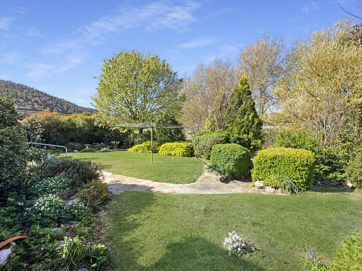 4-bedroom unit at 15 Albert Street Hermitage Flat, Lithgow, Nsw, 2790, Lithgow, New South Wales