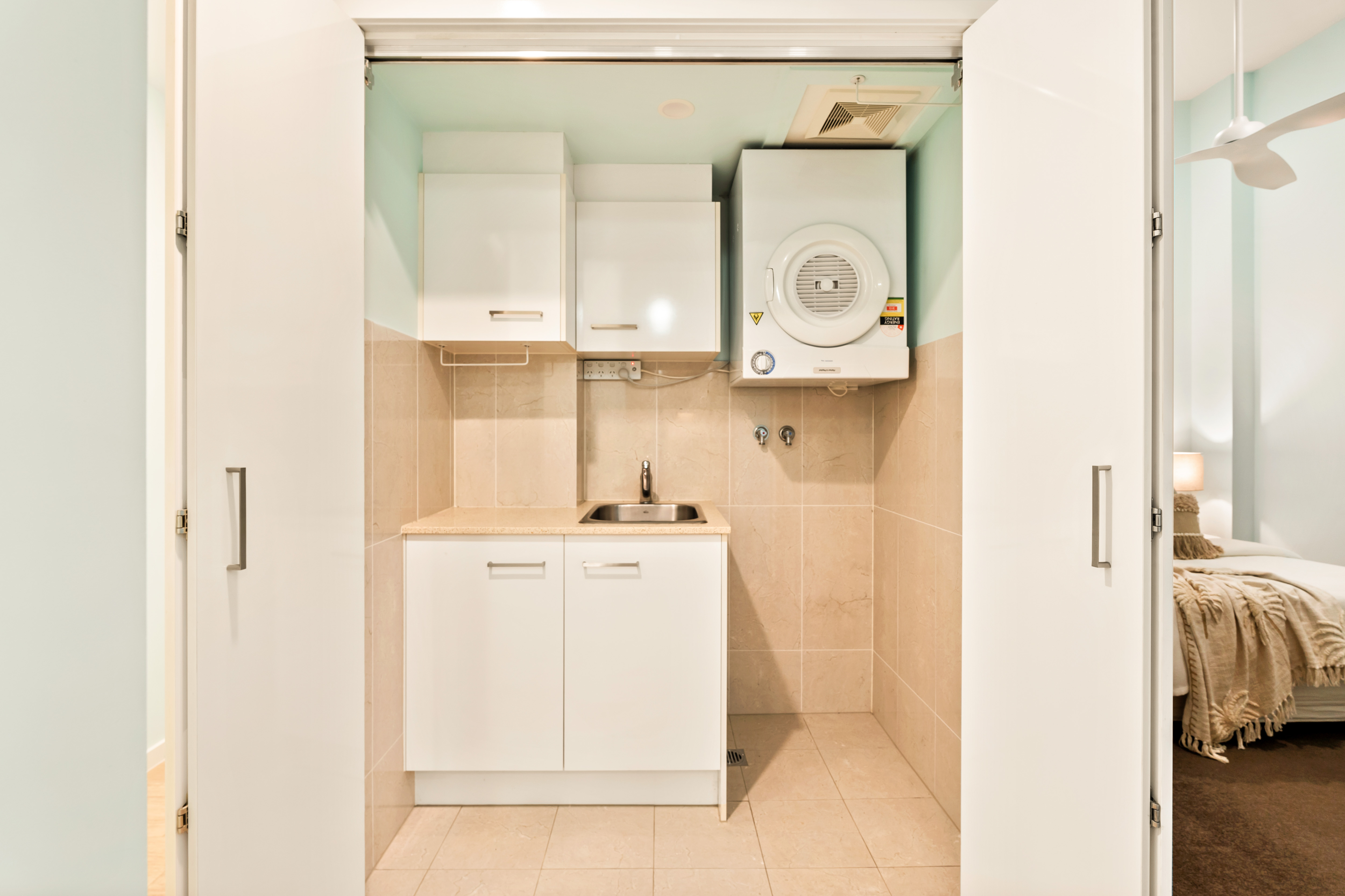 3-bedroom unit at 6/30 Second Avenue, Sandgate, Qld, 4017, Brisbane, Queensland