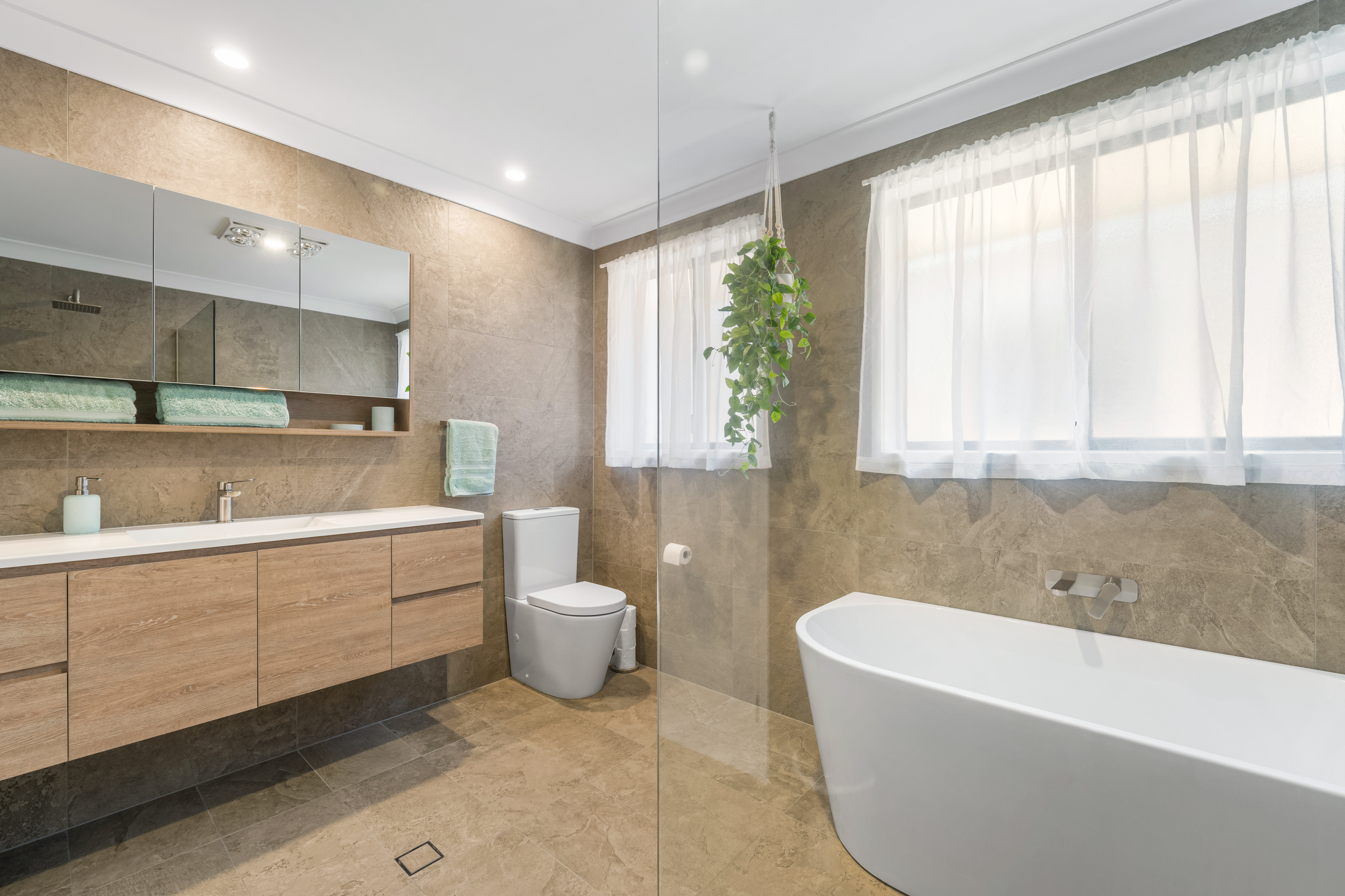 5-bedroom house at 33 Scarborough Way, Dunbogan, Nsw, 2443, Port Macquarie-Hastings, New South Wales