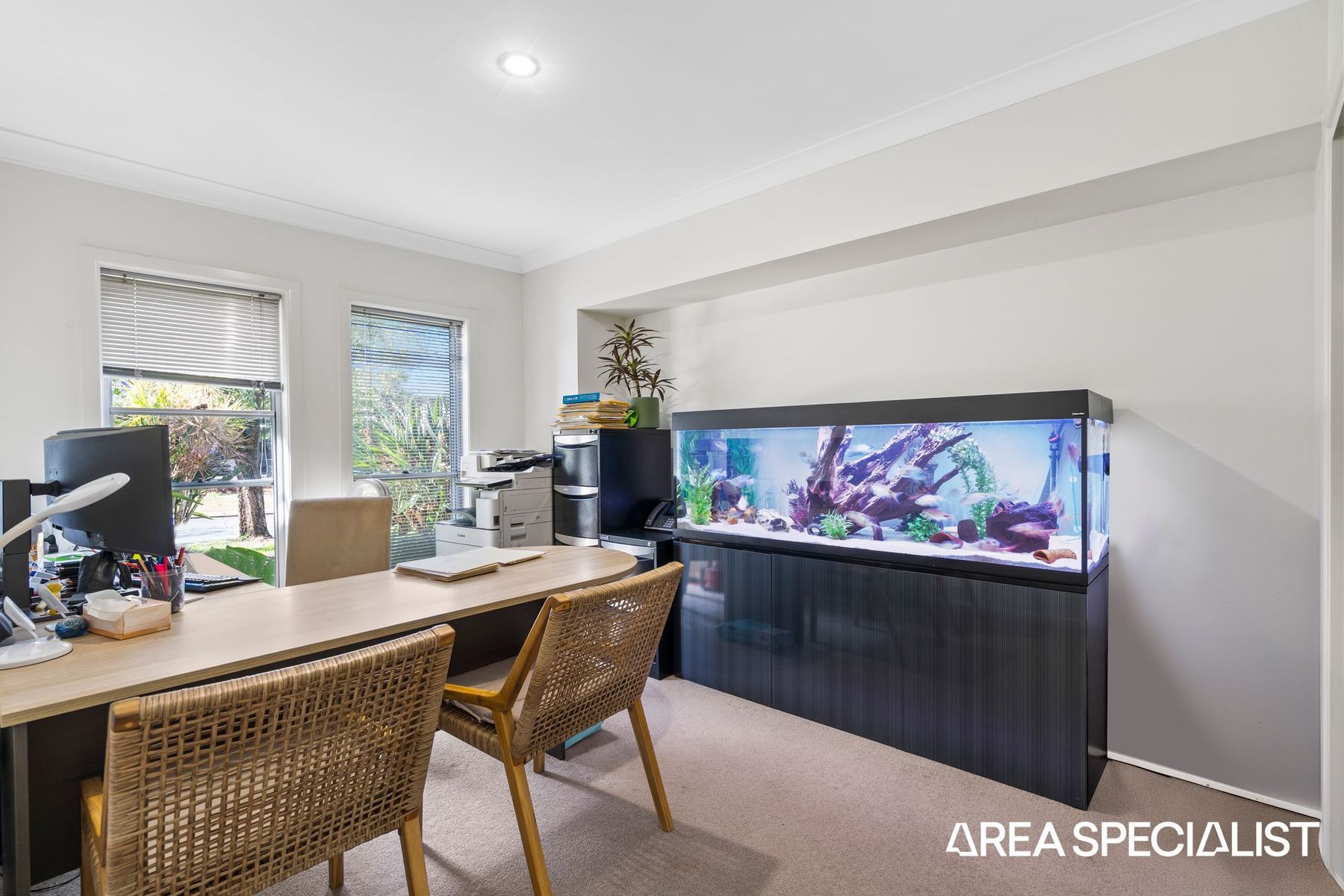 19 Coomera Court, Helensvale, QLD 4212 - Image 8