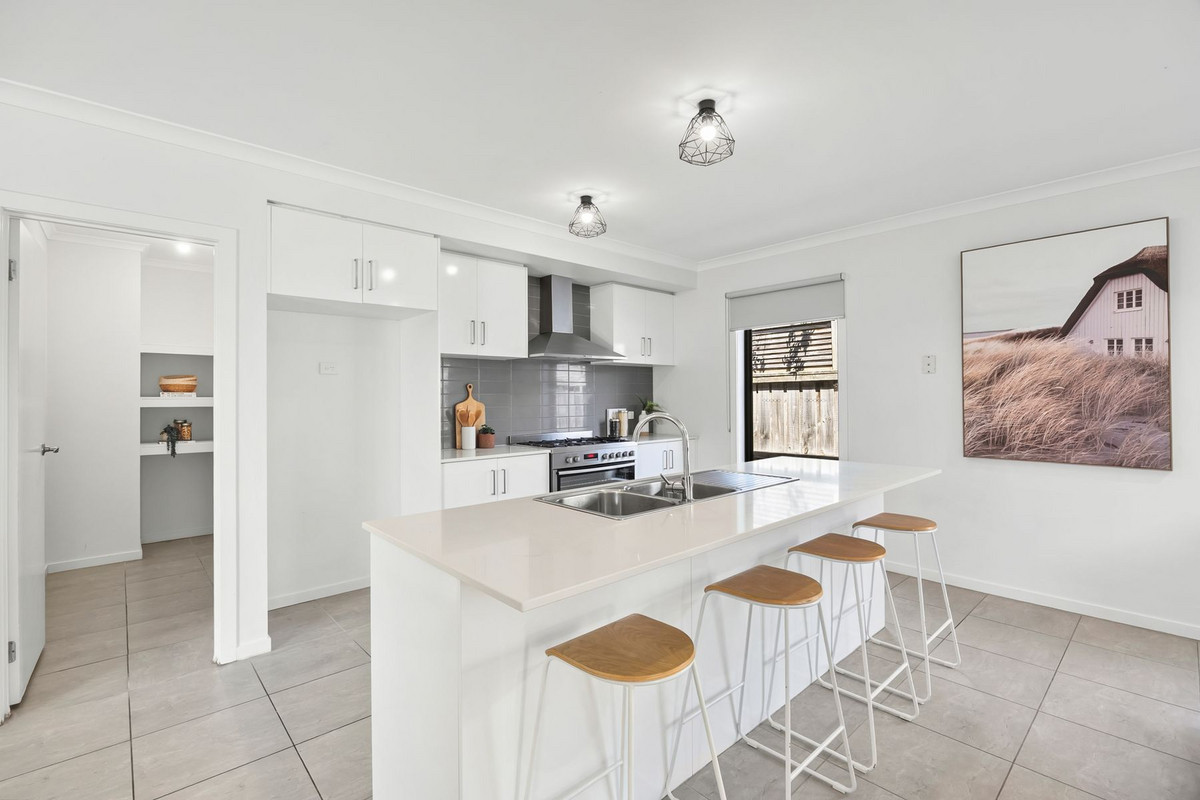 5 Centreside Drive, Torquay, VIC 3228 - Image 4