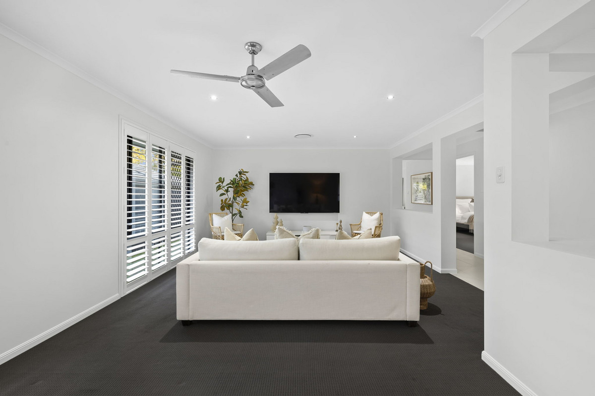 9 FEATHERTAIL PLACE, Gumdale QLD 4154 - Image 7