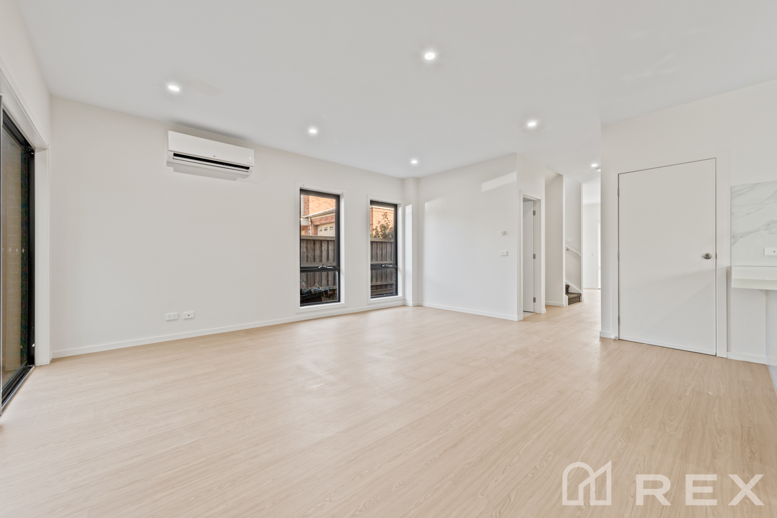 3-bedroom unit at 9 Shan Place, Hampton Park, VIC 3976, Casey, Victoria