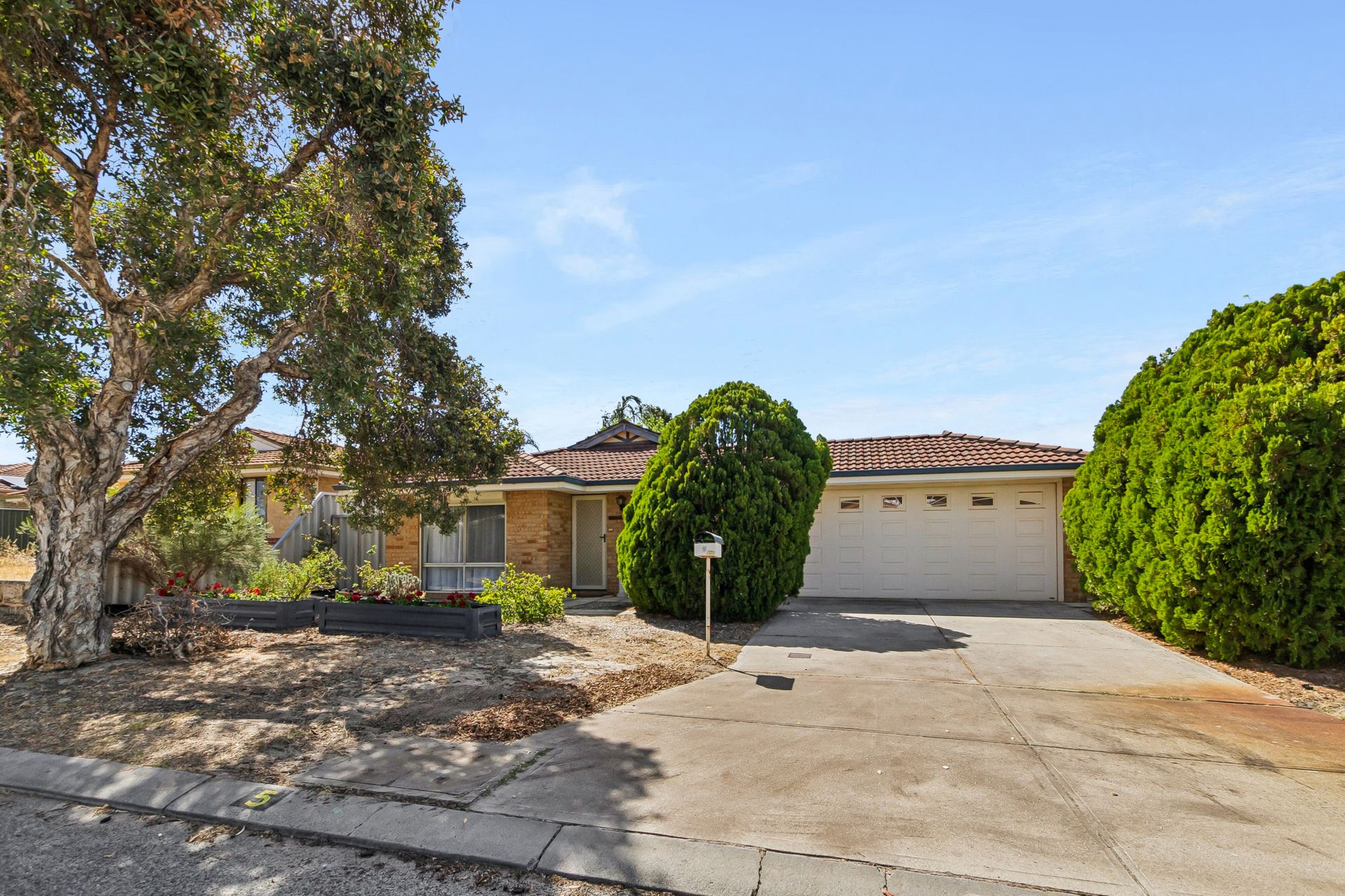 3-bedroom house at 5 Elbrus Way, Caversham, WA 6055, Swan, Western Australia