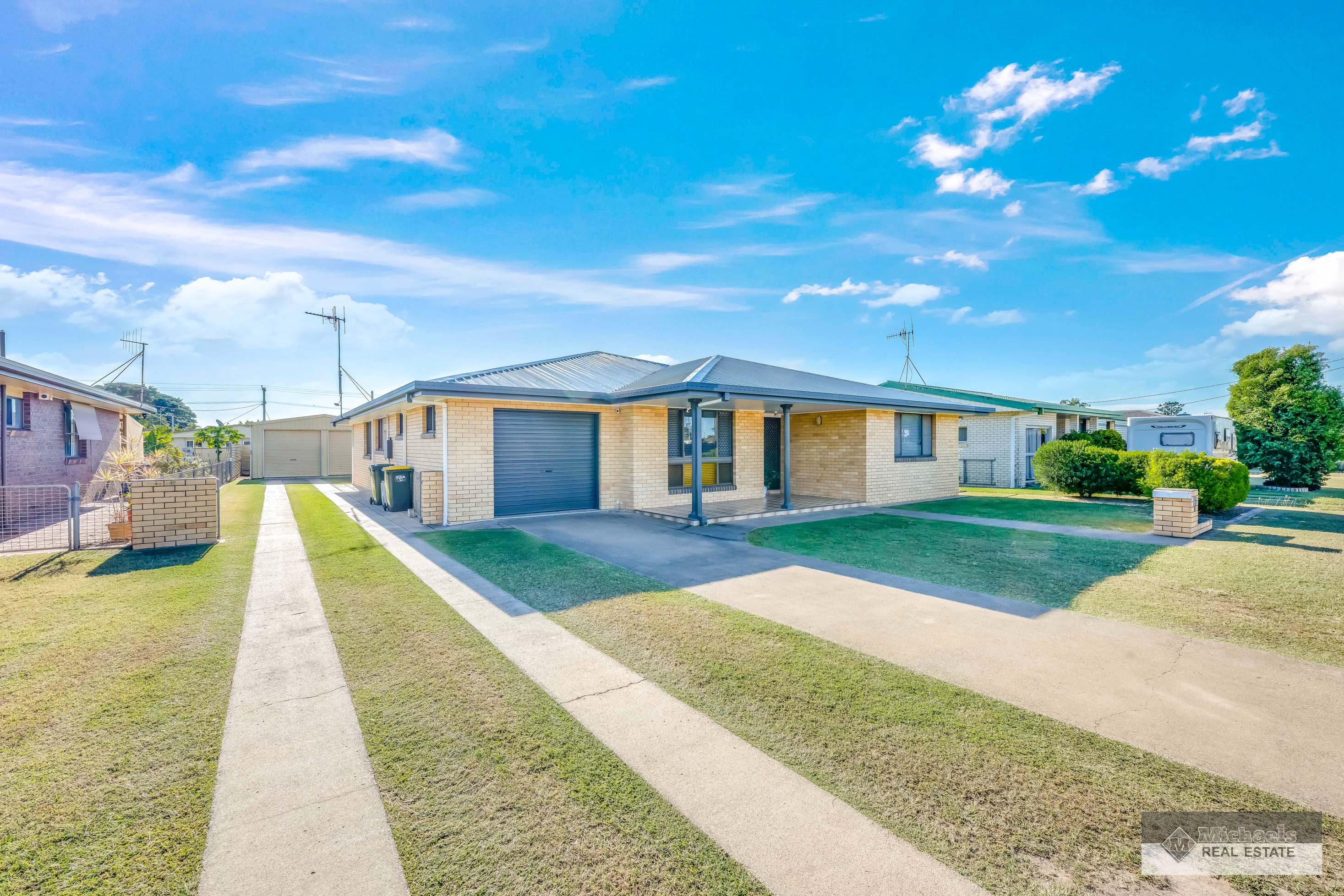 19 RATTRAY STREET, Avenell Heights QLD 4670 - Image 1