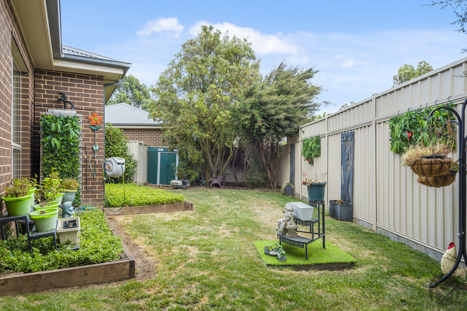 3-bedroom unit at 3/76 Barry Street, Romsey, VIC 3434, Macedon Ranges, Victoria