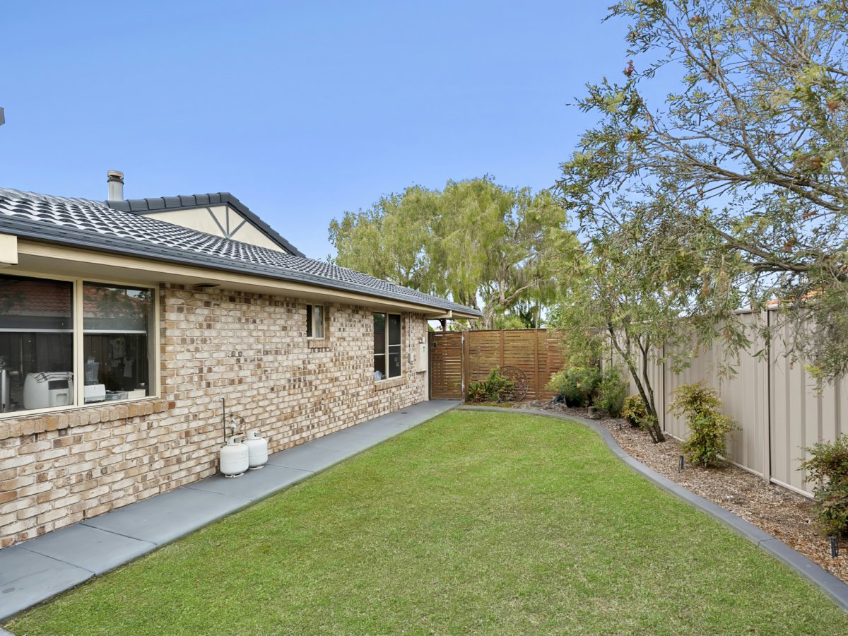 23 CAPSTAN COURT, Banksia Beach QLD 4507 - Image 4