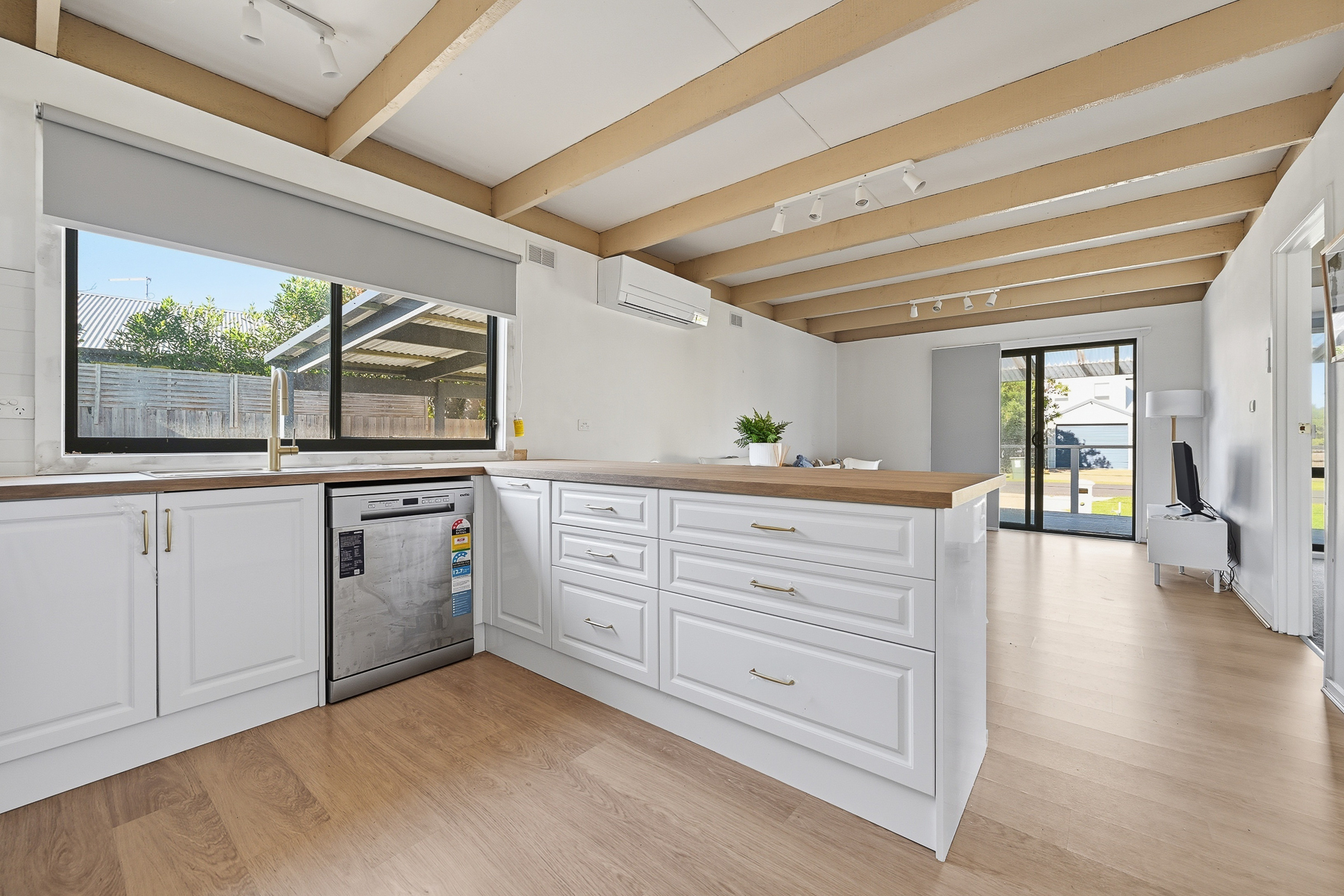 44 CORAL STREET, Cape Paterson VIC 3995 - Image 3