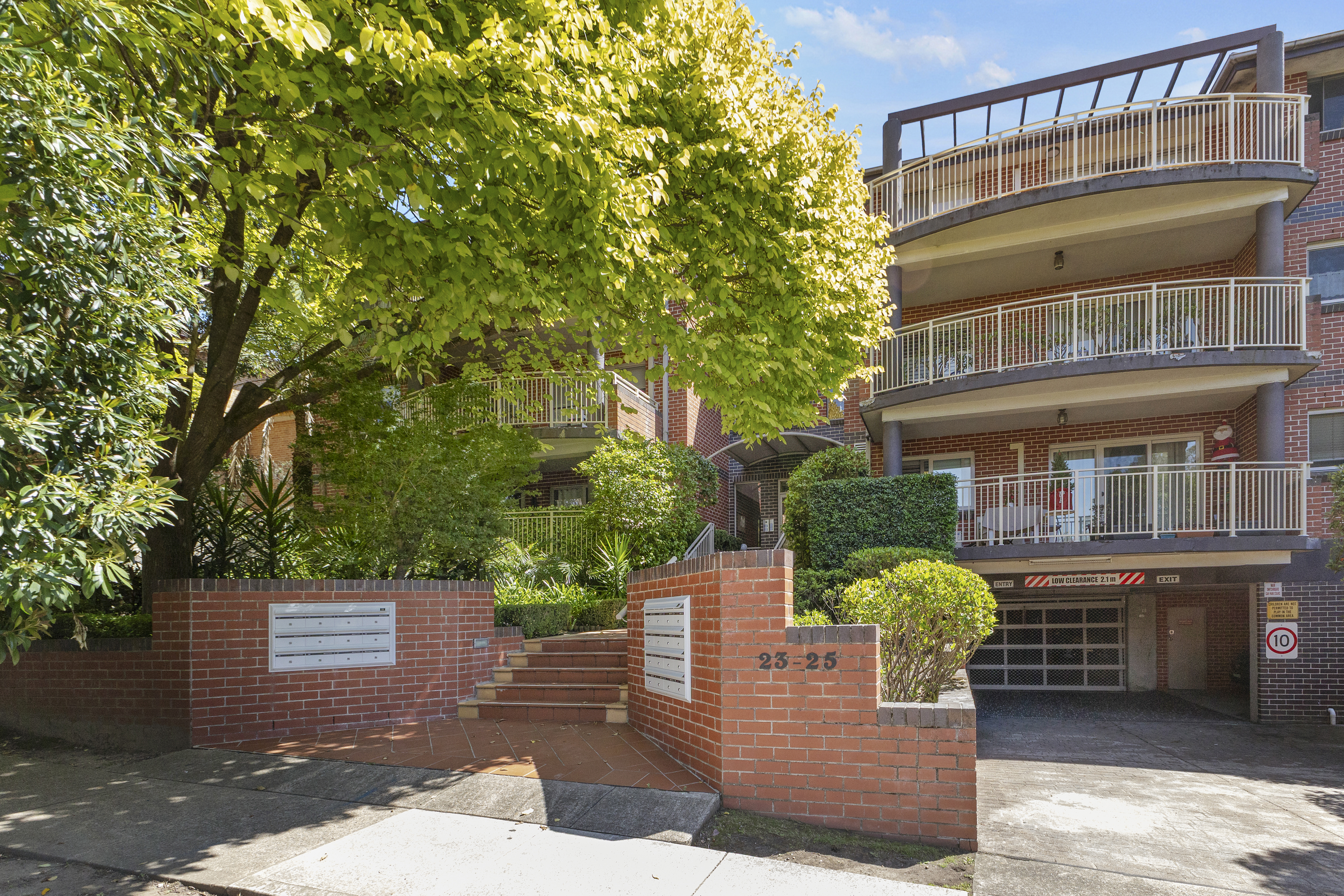 8/23-25 Burdett Street, Hornsby, NSW 2077 - Image 1