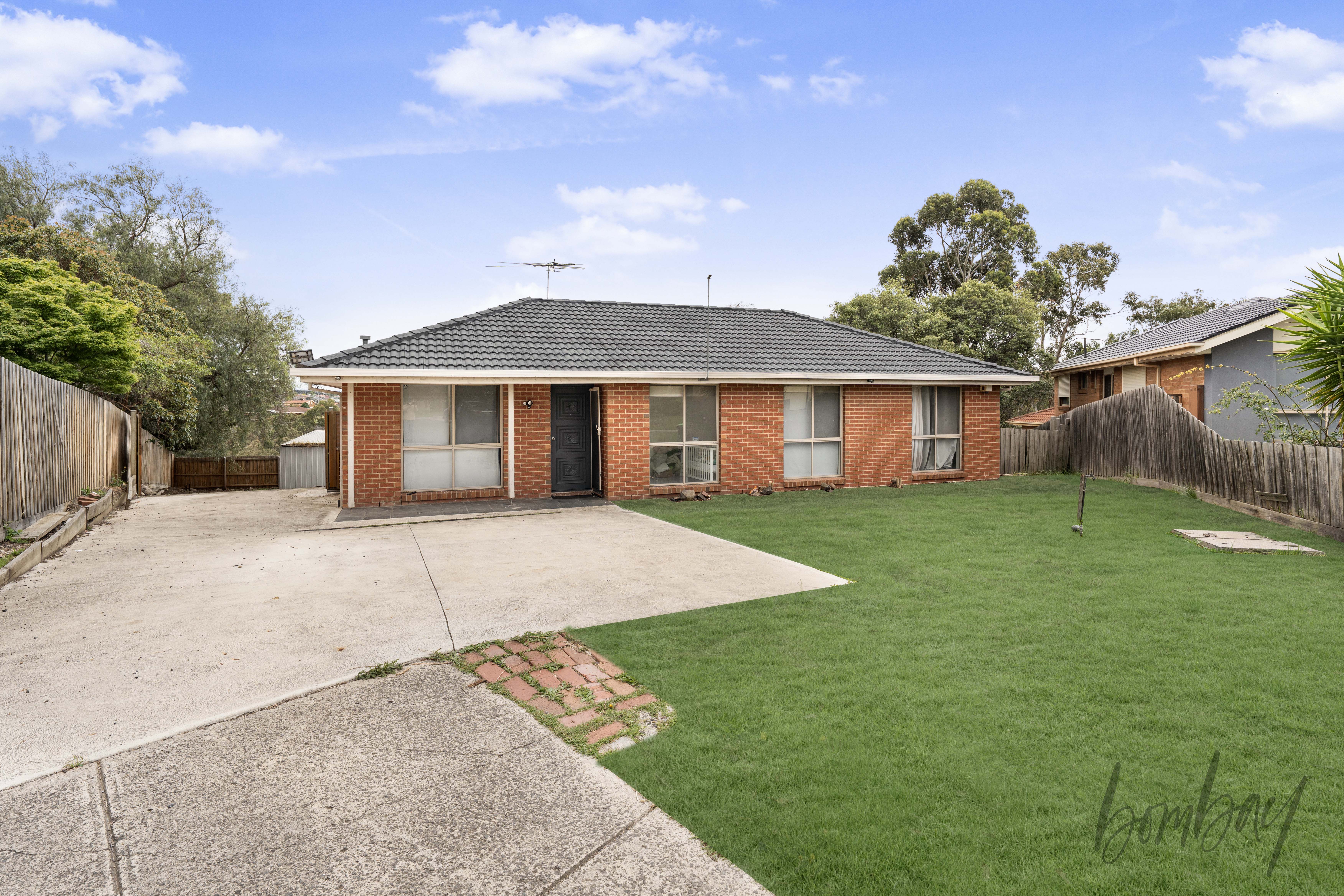 7 Hall Court, Meadow Heights, VIC 3048 - Image 2