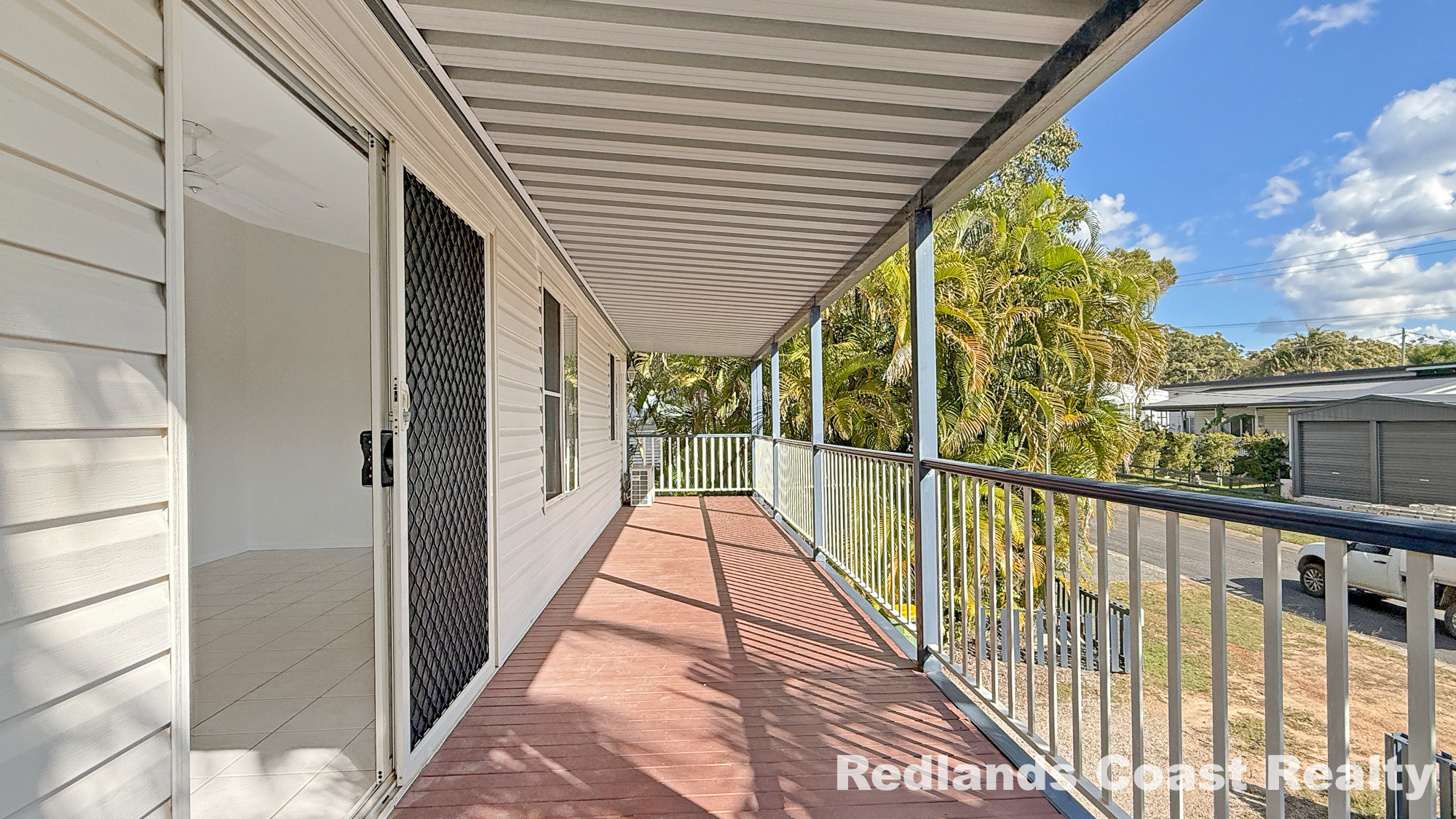 12 Guthrie Street, Russell Island, QLD 4184 - Image 4