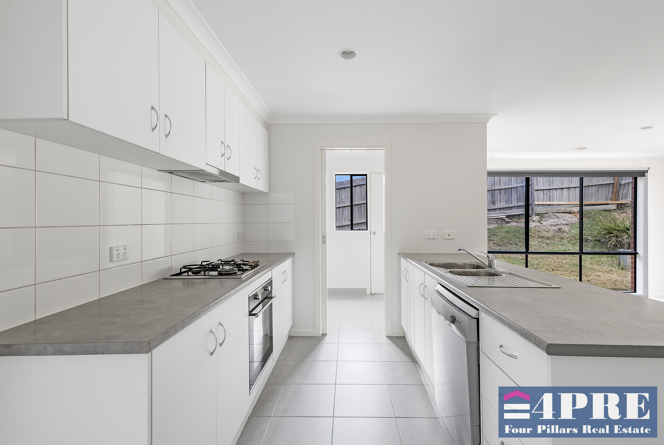 8 Hadlow Court, Sunbury, VIC 3429 - Image 8