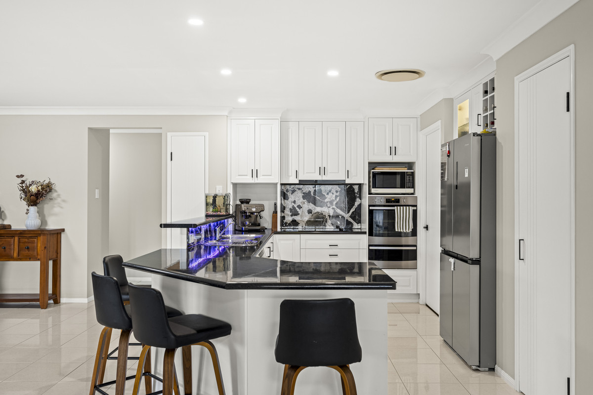 5-bedroom house at 28 Trevean Drive, Kleinton, QLD 4352, Toowoomba, Queensland