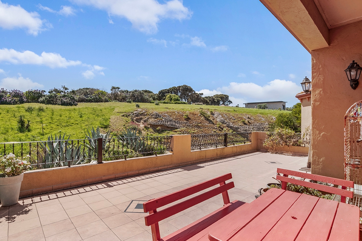 5-bedroom house at 22 Logans Beach Road, Warrnambool, VIC 3280, Warrnambool, Victoria