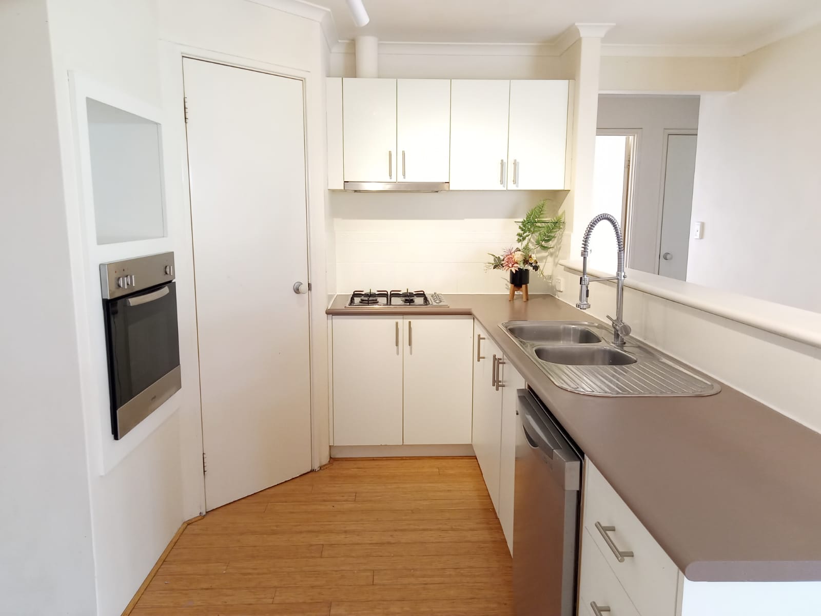 8/8 Acton Avenue, Bentley, WA 6102 - Image 8