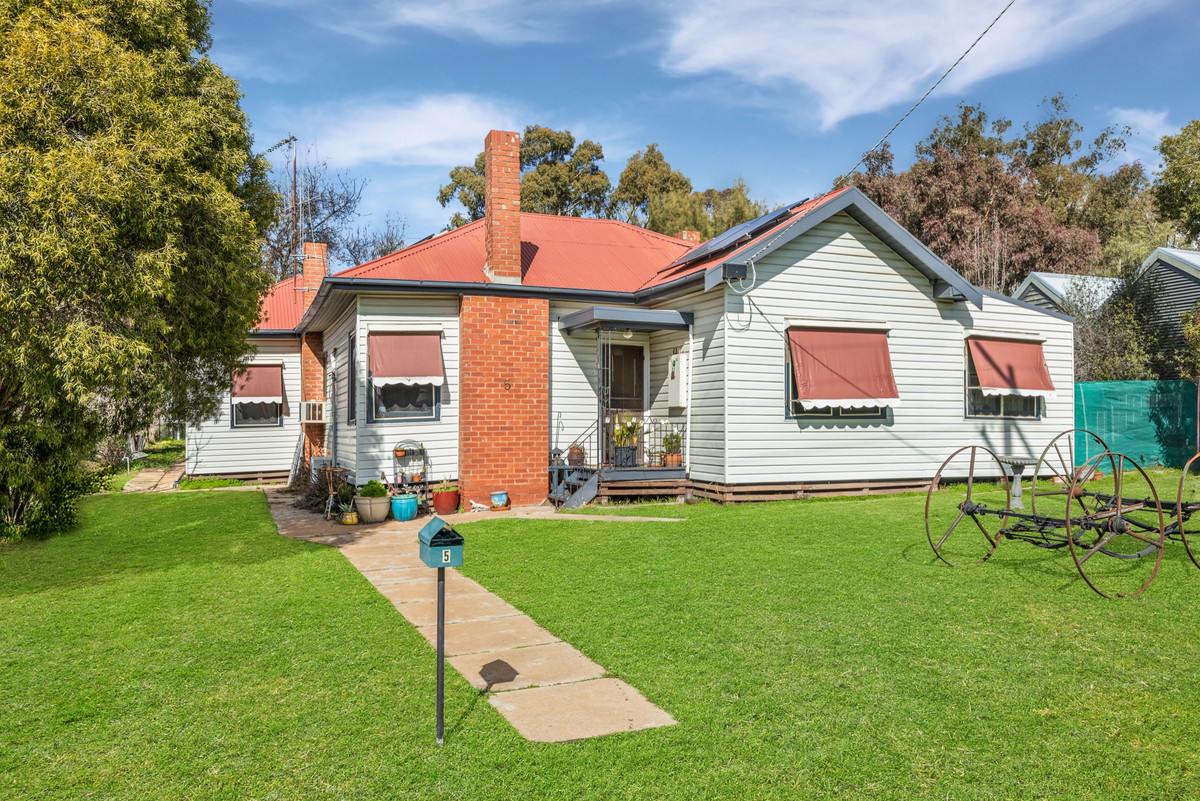 4-bedroom house at 5 Reef Street, Wedderburn, Vic, 3518, Loddon, Victoria