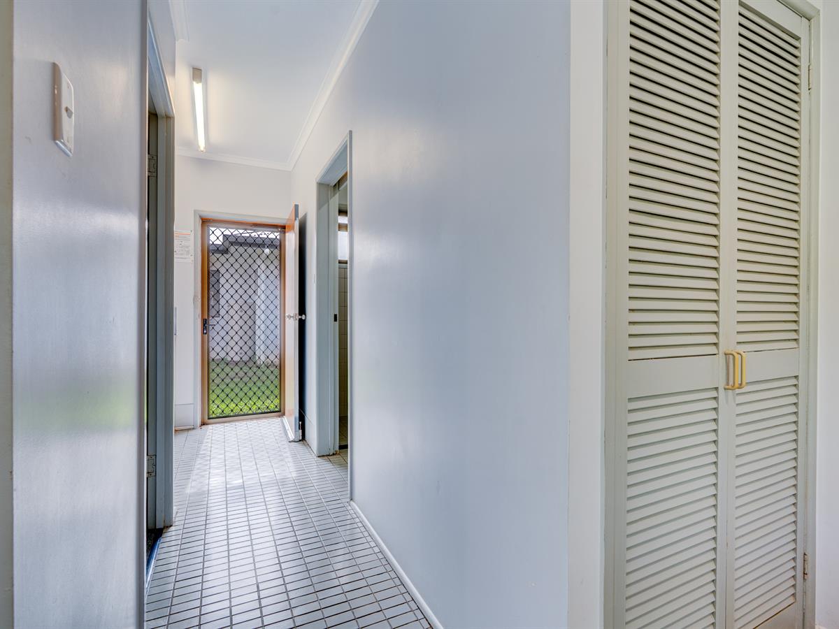 1-bedroom unit at GERALDTON GARDENS 19 1-3 BERGIN ROAD, INNISFAIL ESTATE QLD 4860, Cassowary Coast, Queensland