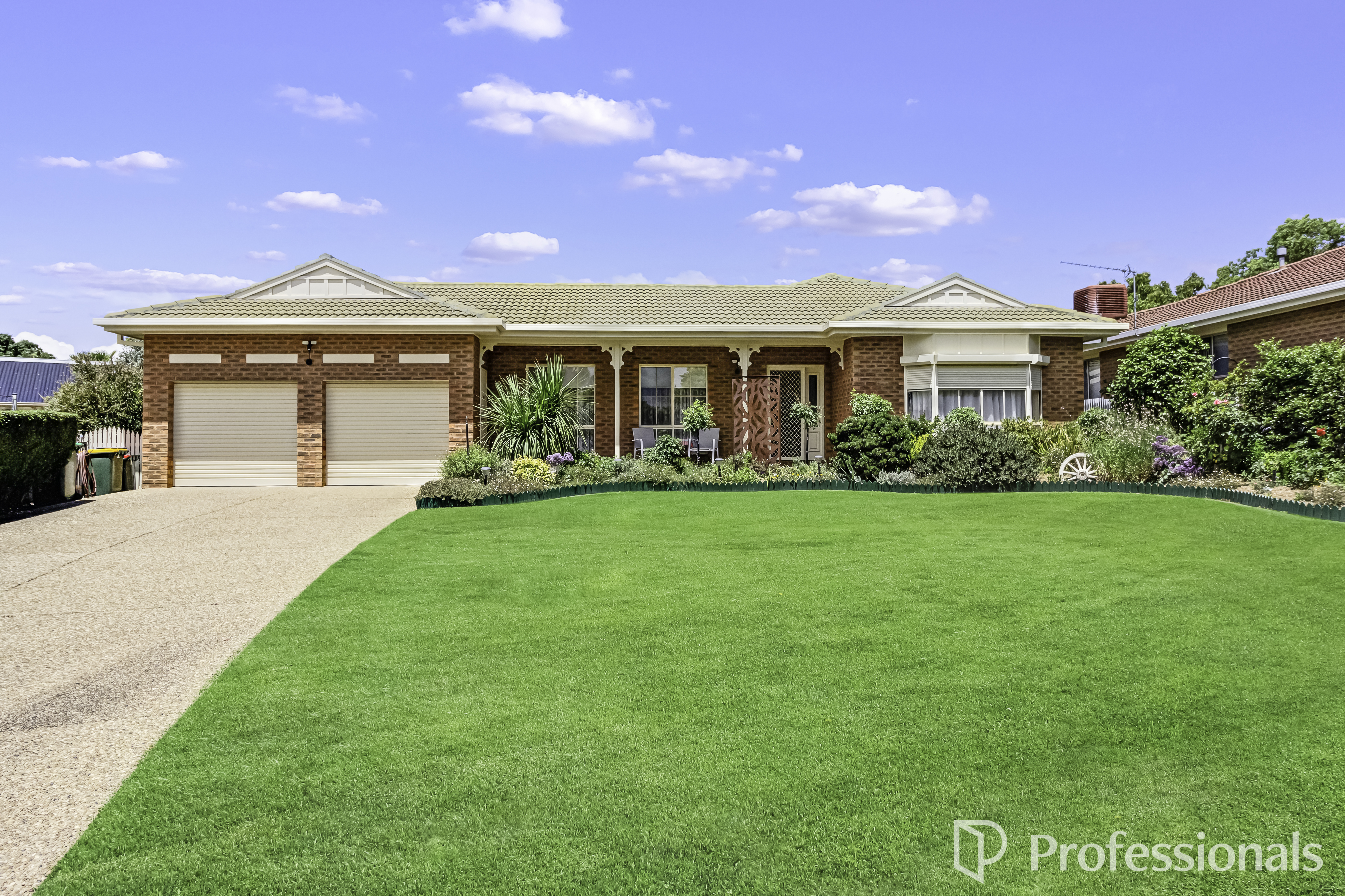 4-bedroom house at 2 Glenvale Place, Bourkelands, NSW 2650, Wagga Wagga, New South Wales