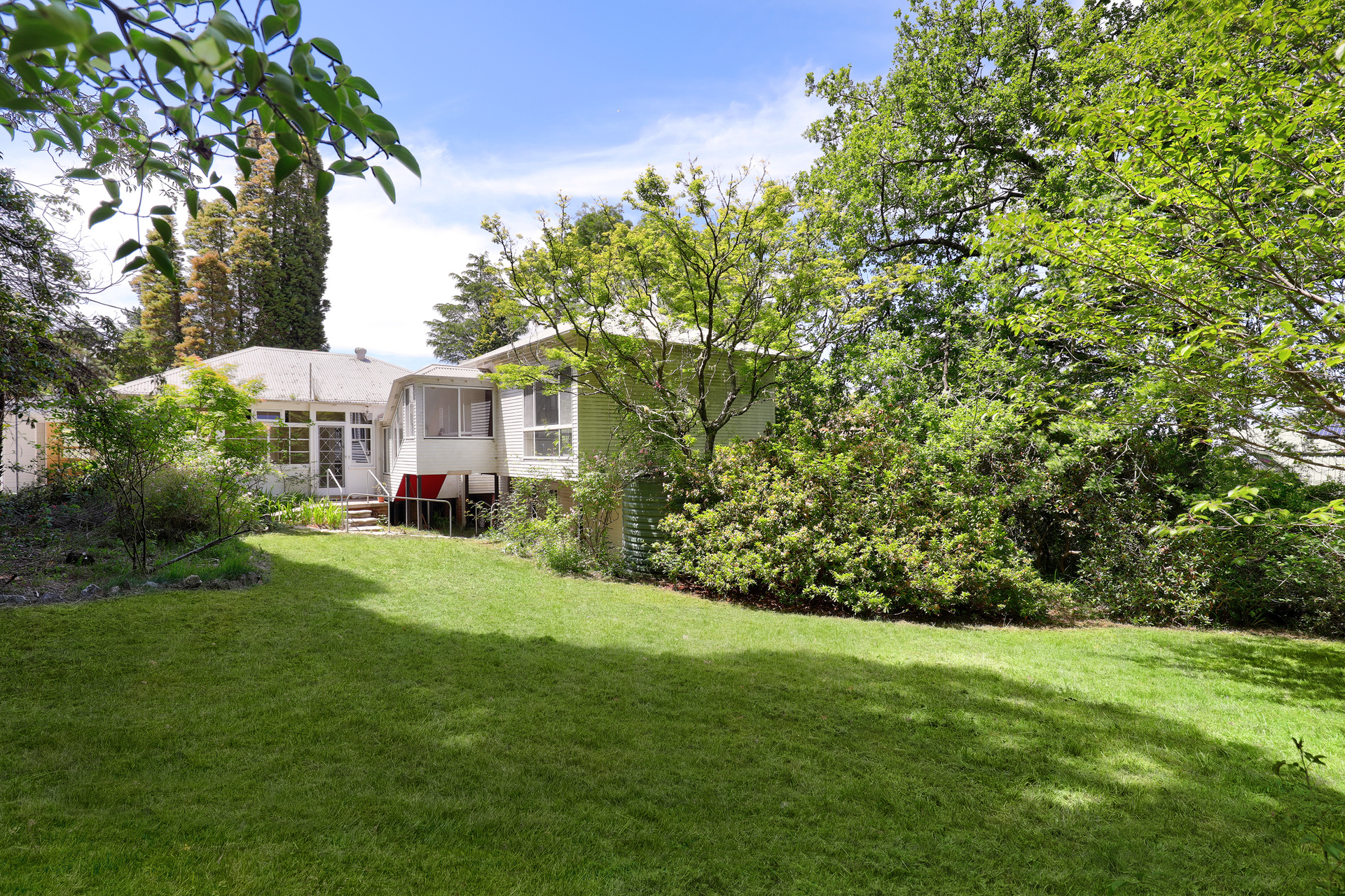 99 CRAIGEND STREET, Leura NSW 2780 - Image 2