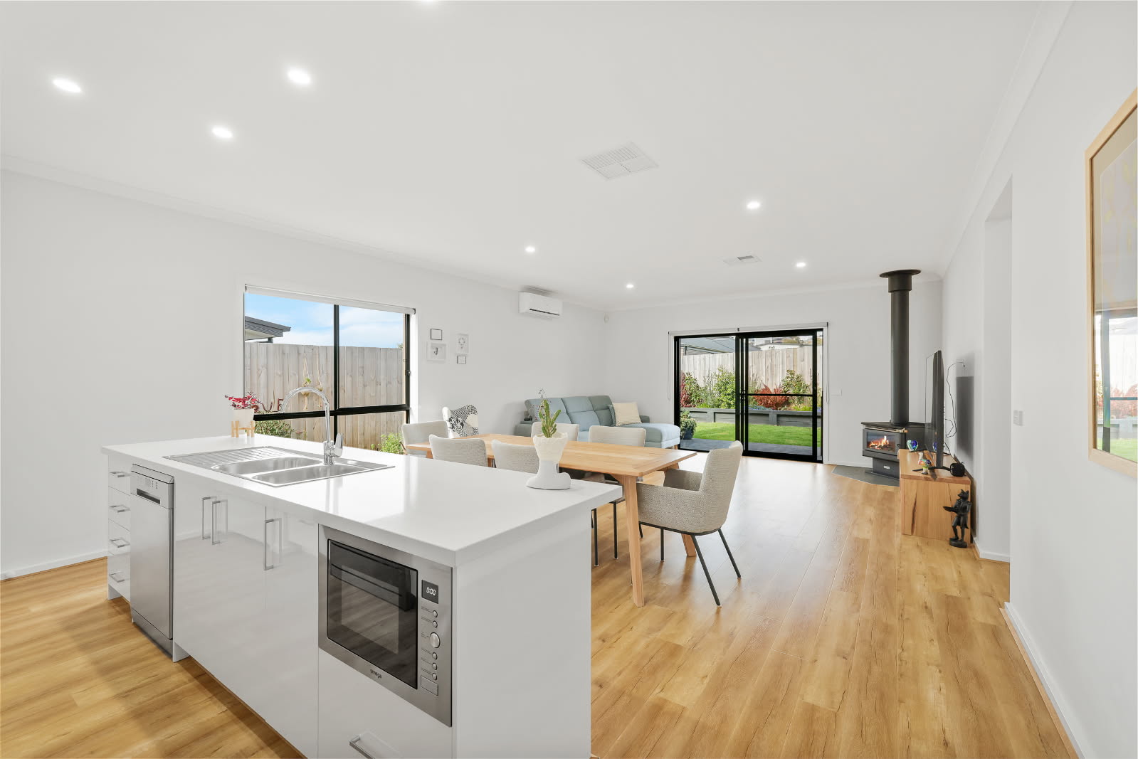 4-bedroom house at 53 Laurette Avenue, San Remo, VIC 3925, Bass Coast, Victoria