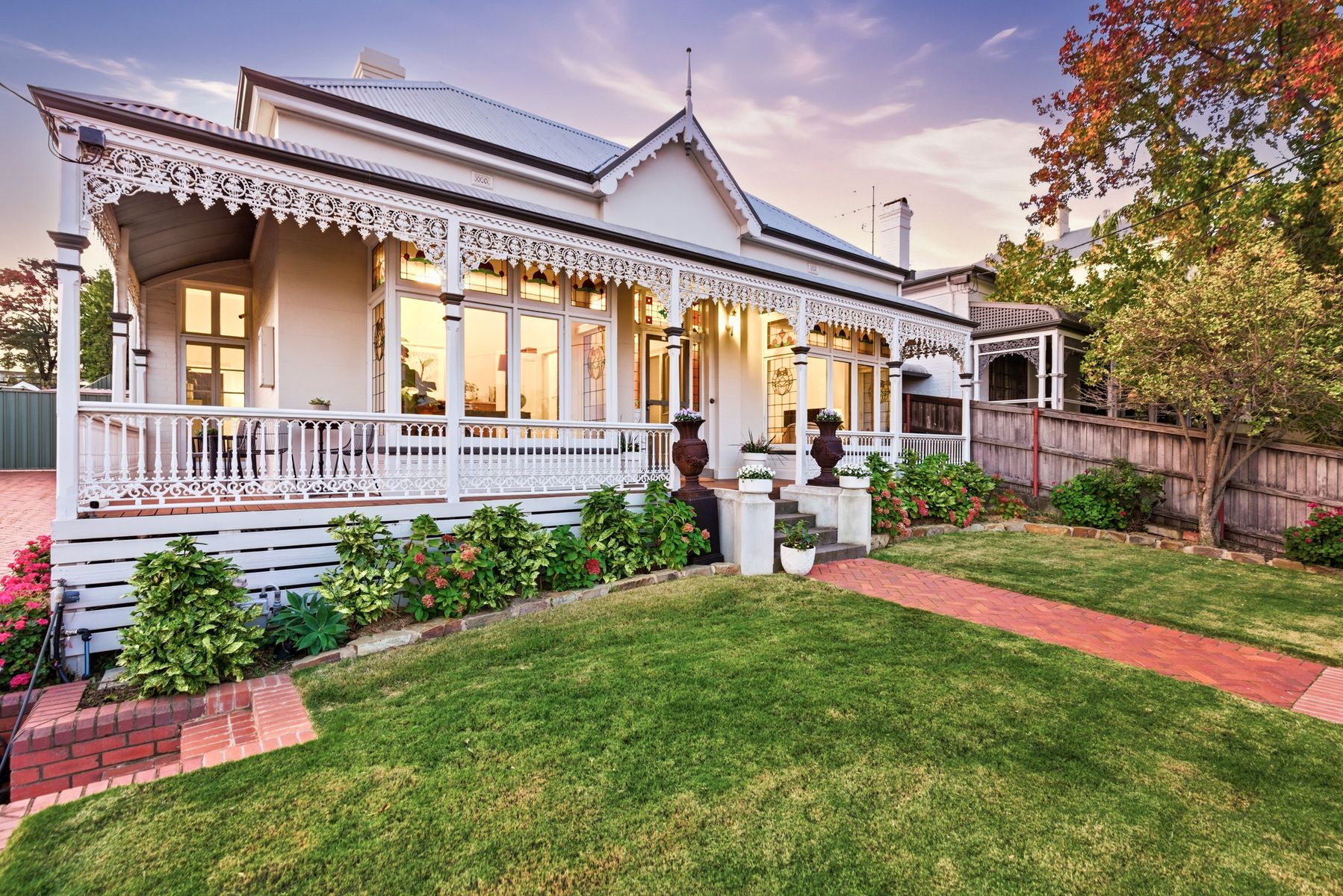72 MACKENZIE STREET, Bendigo VIC 3550 - Image 1