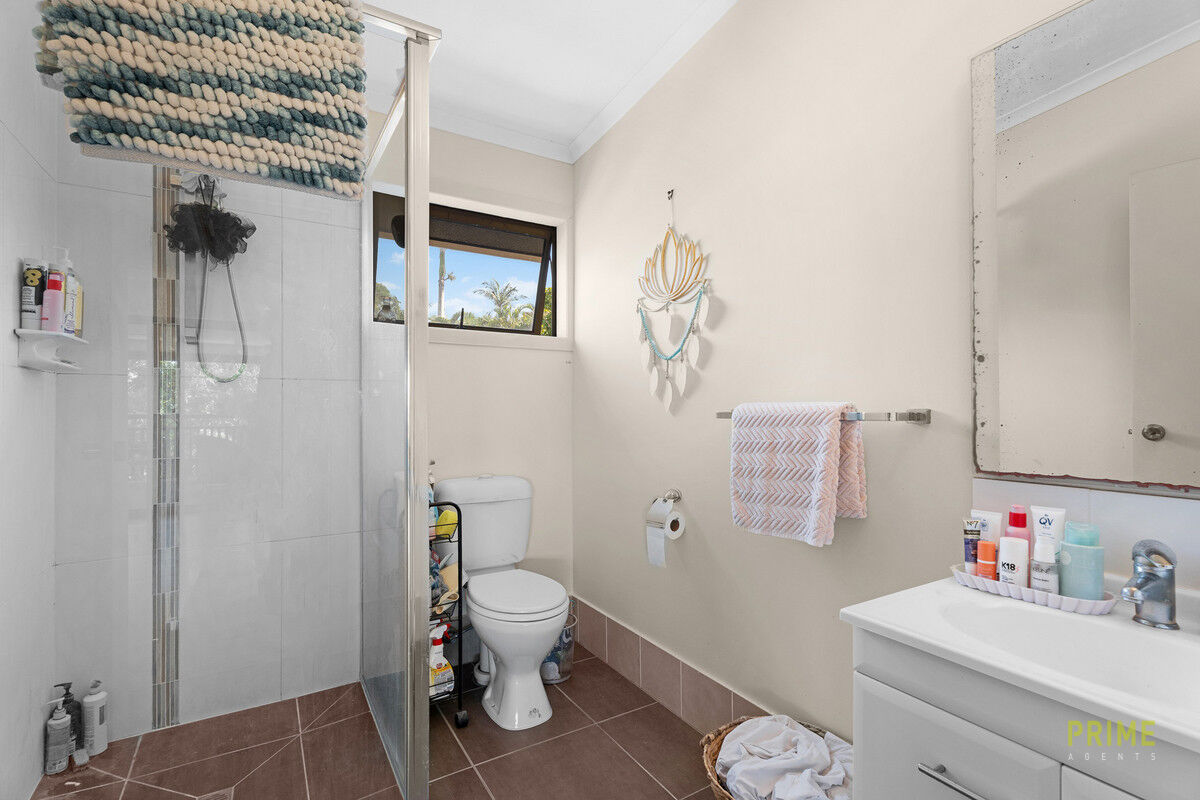 7-bedroom house at 7 ROHAN WAY, Kawungan QLD 4655, Fraser Coast, Queensland