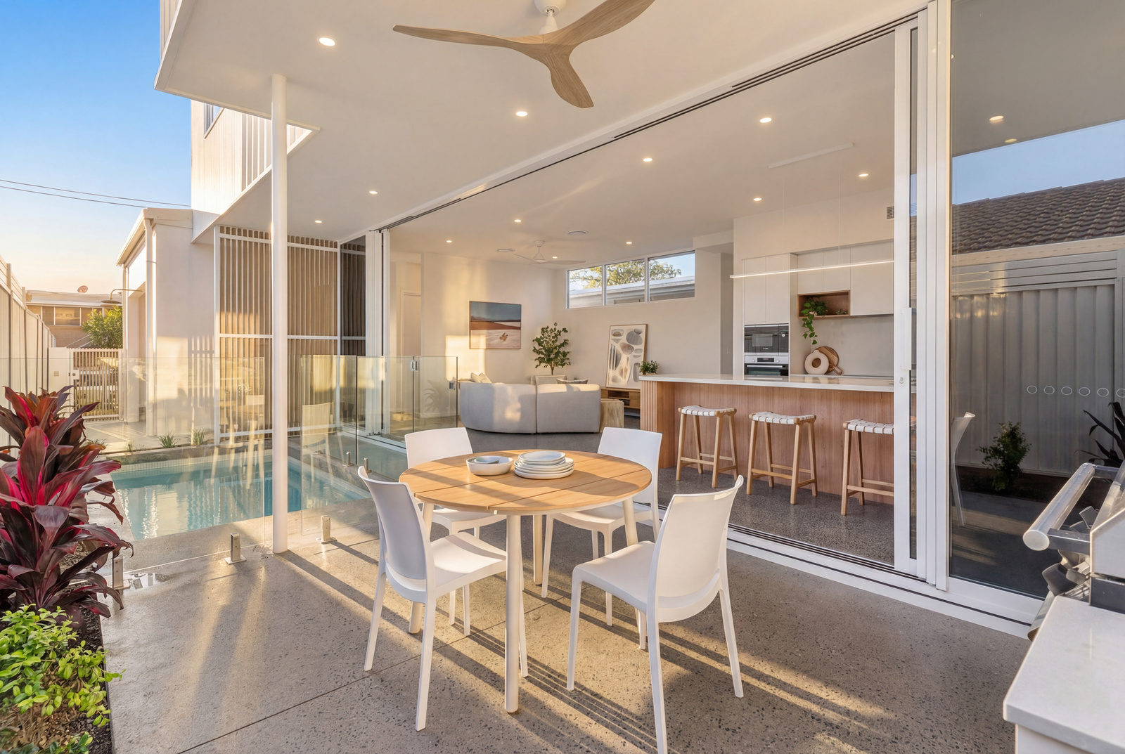 17 Third Avenue, Palm Beach, QLD 4221 - Image 9