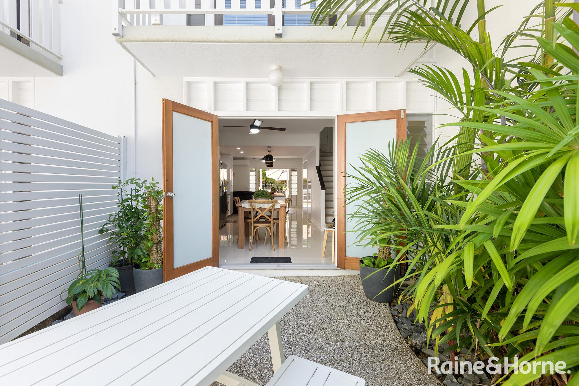 4/9 Craven Close, Port Douglas, QLD 4877 - Image 6