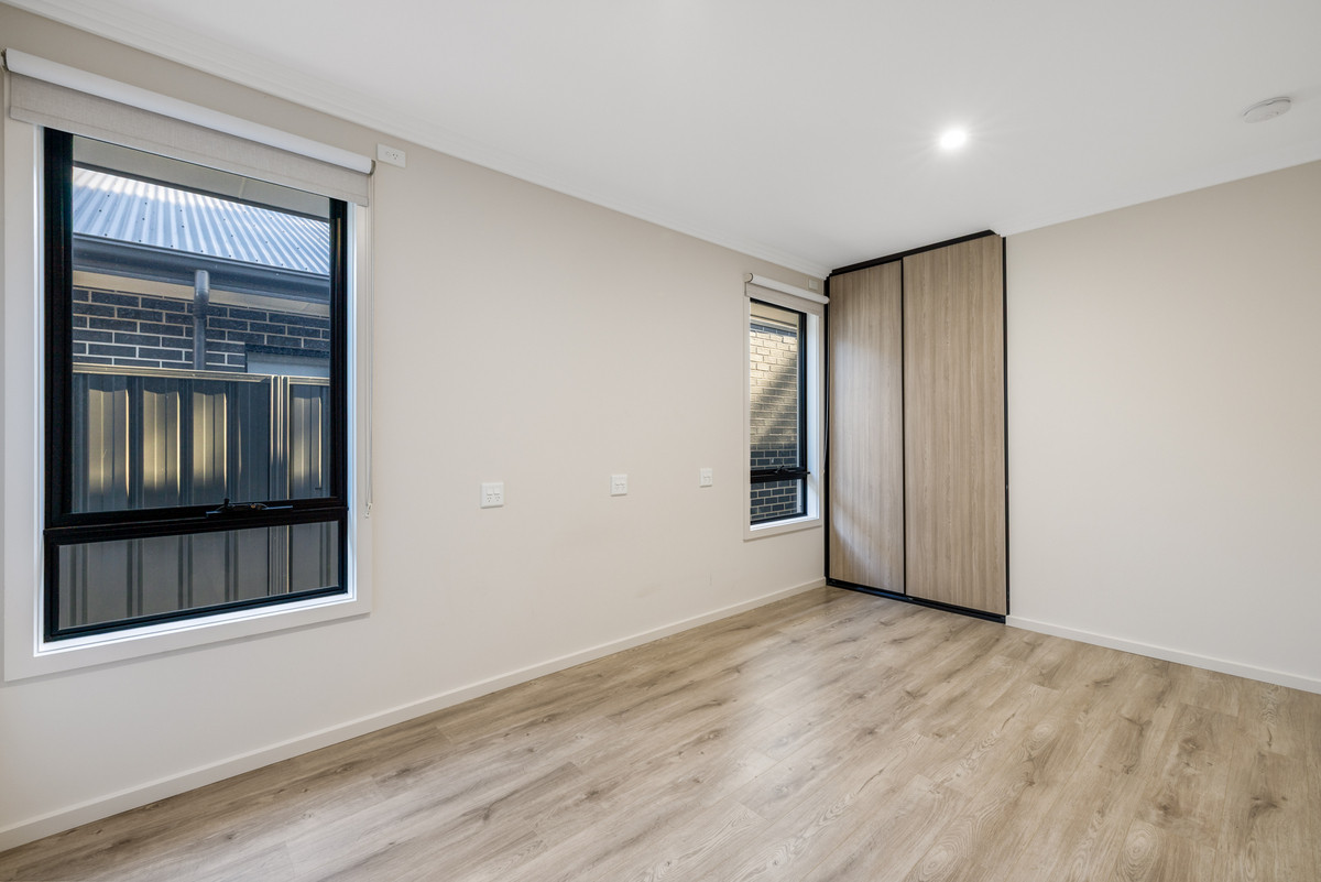 10 Whittlesea Street, Paralowie, SA 5108 - Image 8