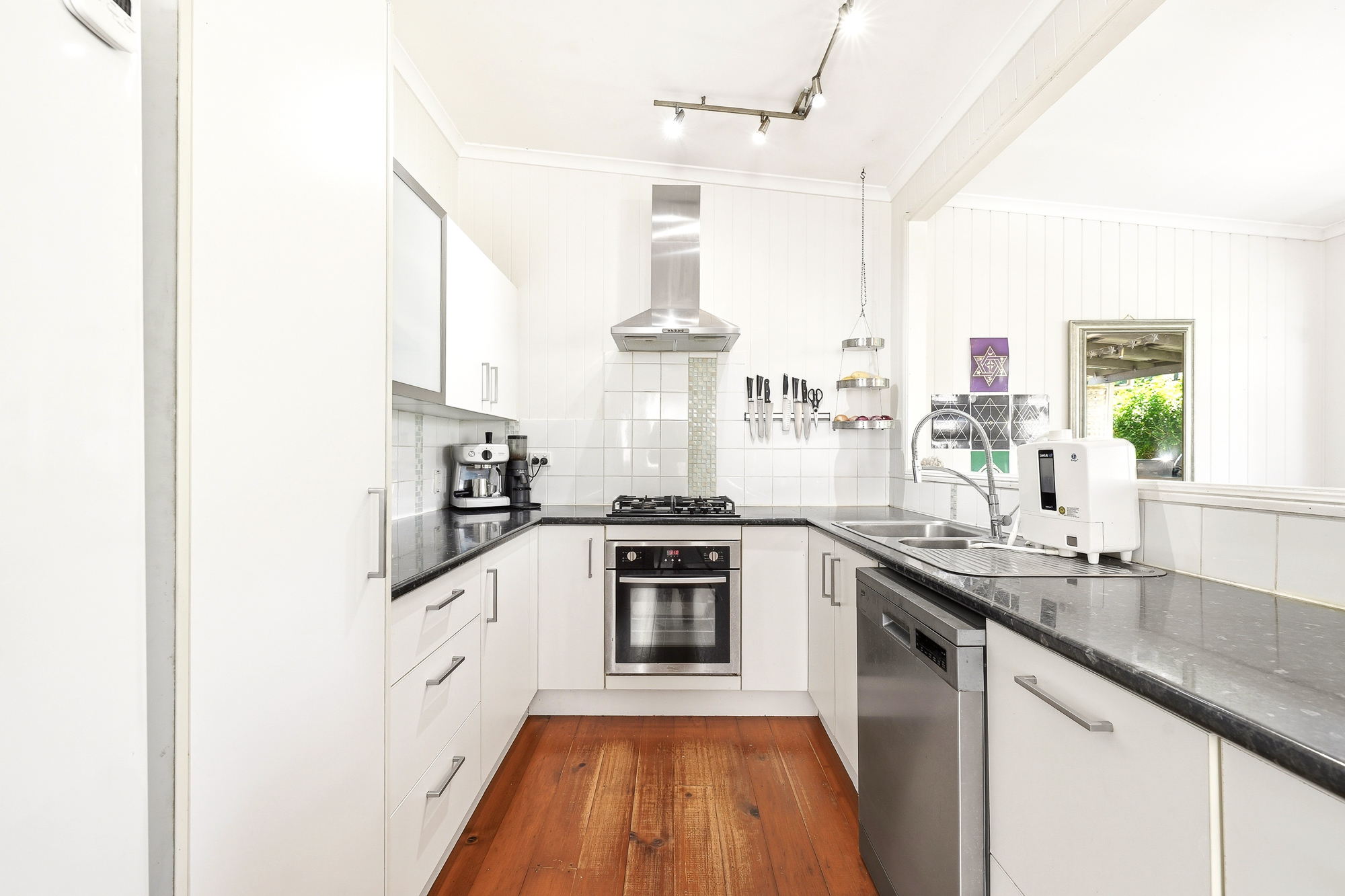 38 HENCHMAN STREET, Nundah QLD 4012 - Image 7