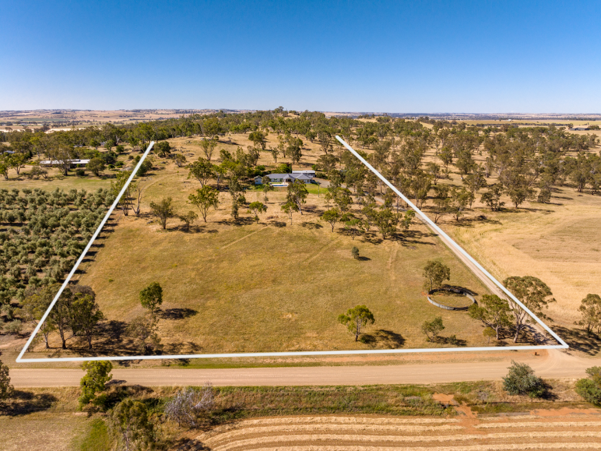 5-bedroom house at 53 Mary Gilmore Road, Wagga Wagga, Nsw, 2650, Wagga Wagga, New South Wales