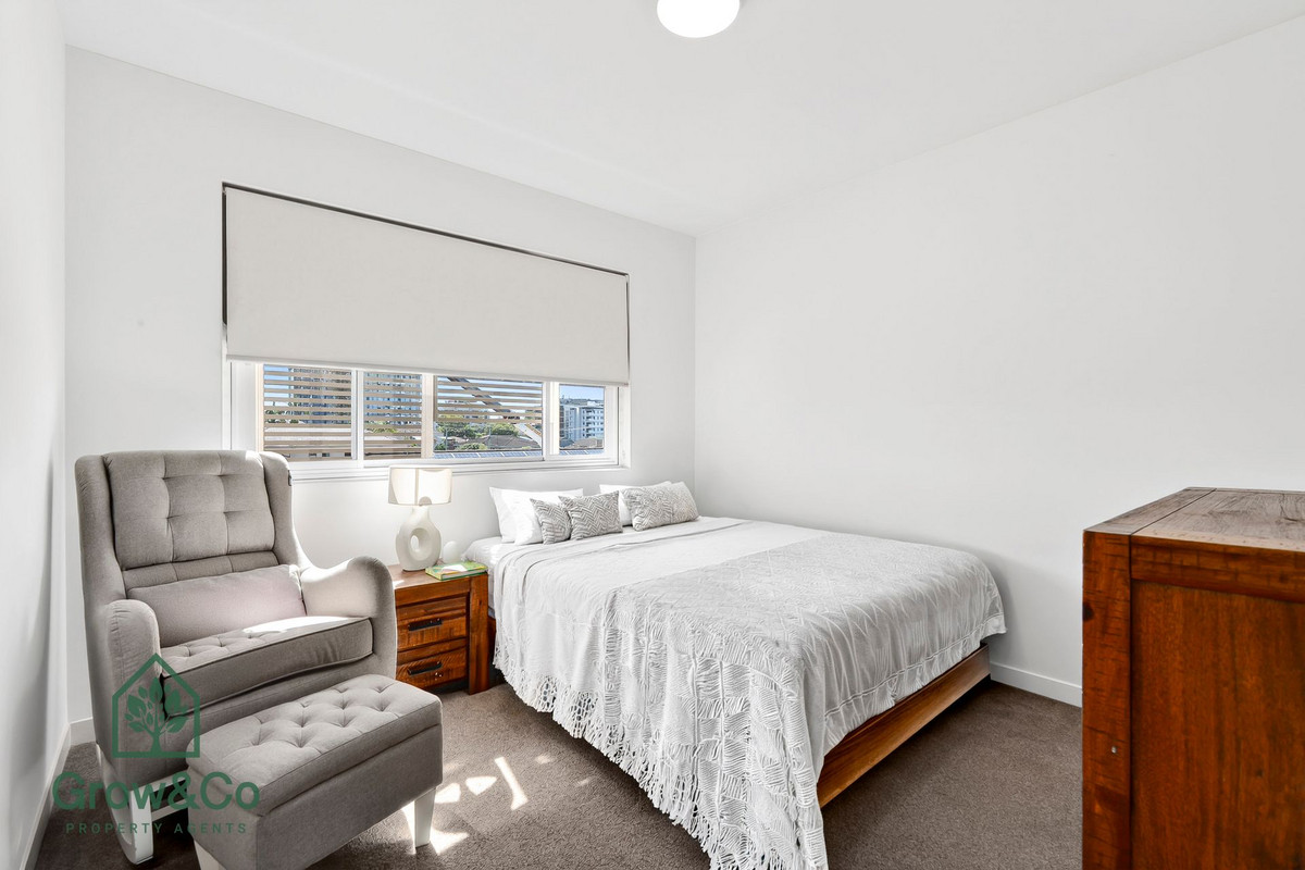 405 8 MERON STREET, SOUTHPORT QLD 4215 - Image 9