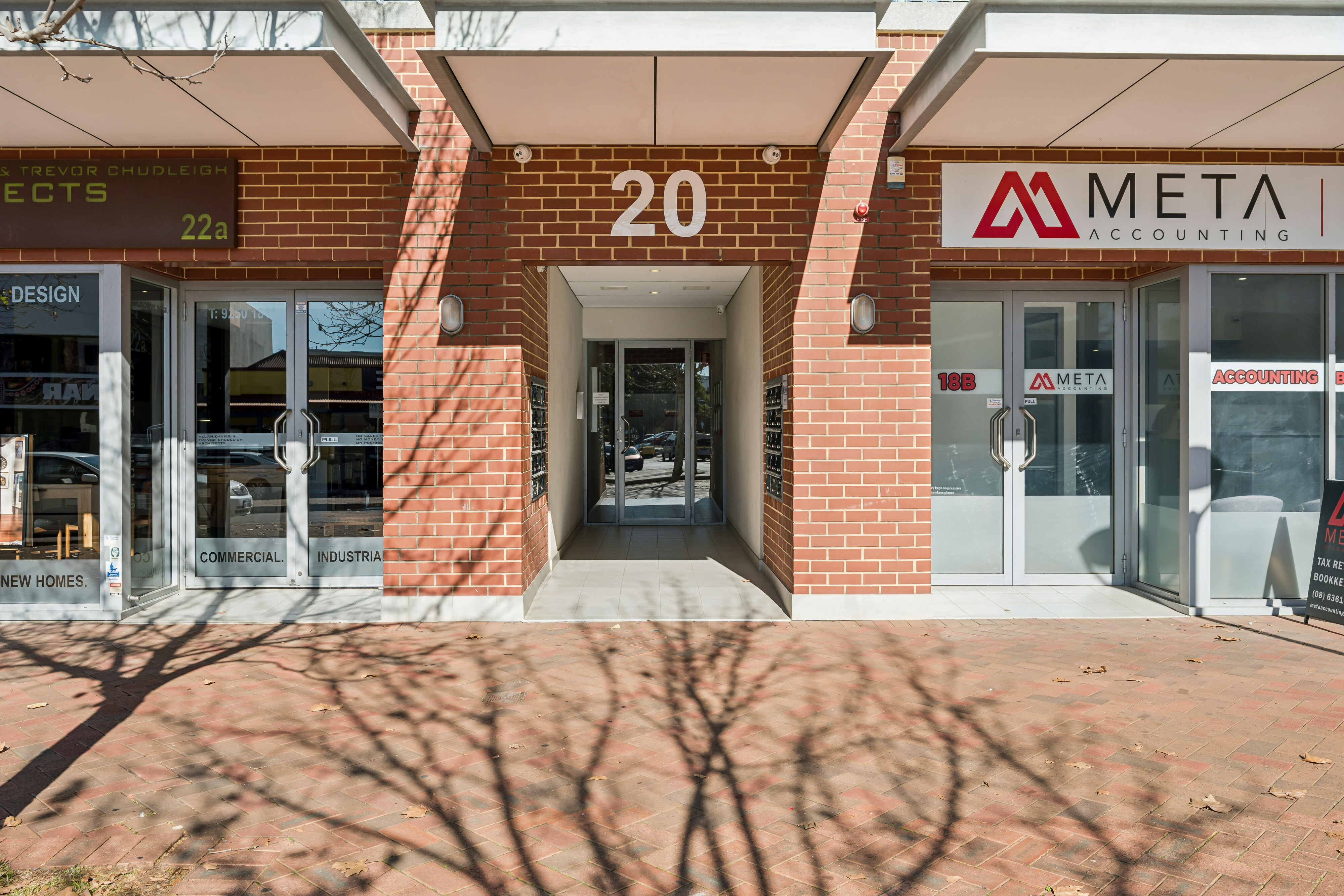 10 20 The Crescent, Midland WA 6056 - Image 1