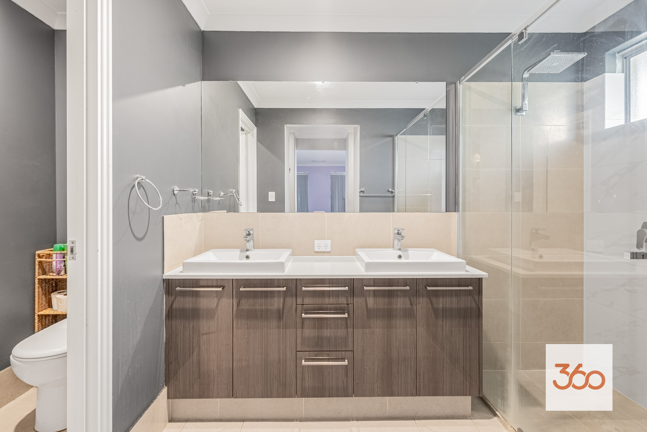 4-bedroom house at 2 WRAYSBURY ROAD, Aveley WA 6069, Swan, Western Australia