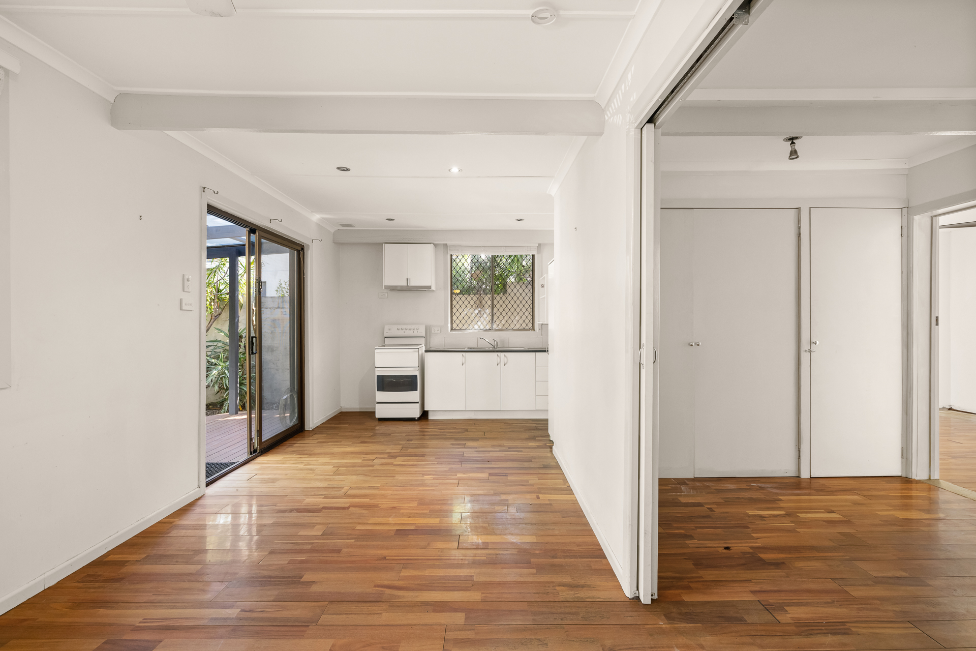 4-bedroom house at 37 Holland Court, Broadbeach Waters, QLD 4218, Gold Coast, Queensland