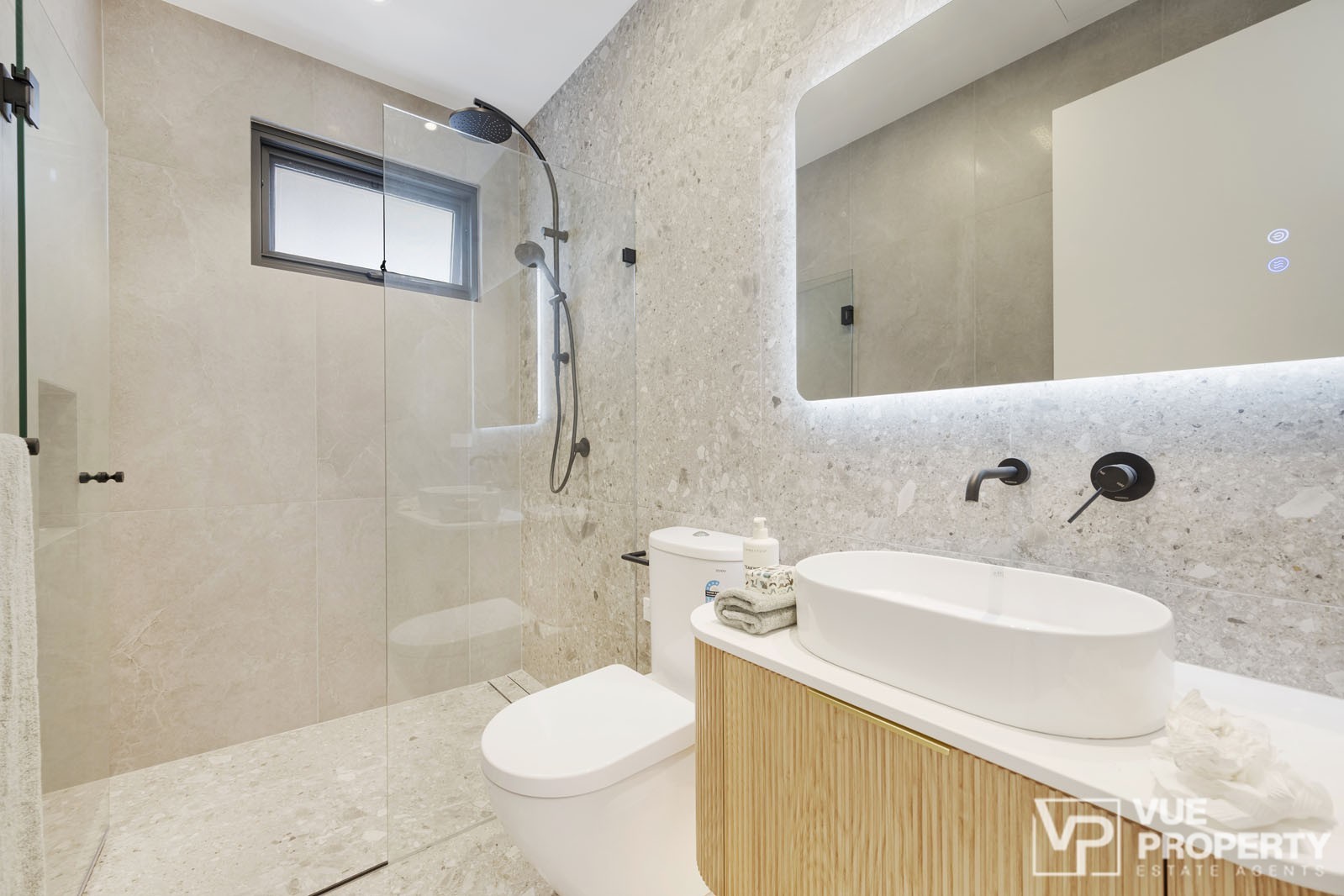 4-bedroom unit at 8 Cherry Court, Marsfield, NSW 2122, Ryde, New South Wales