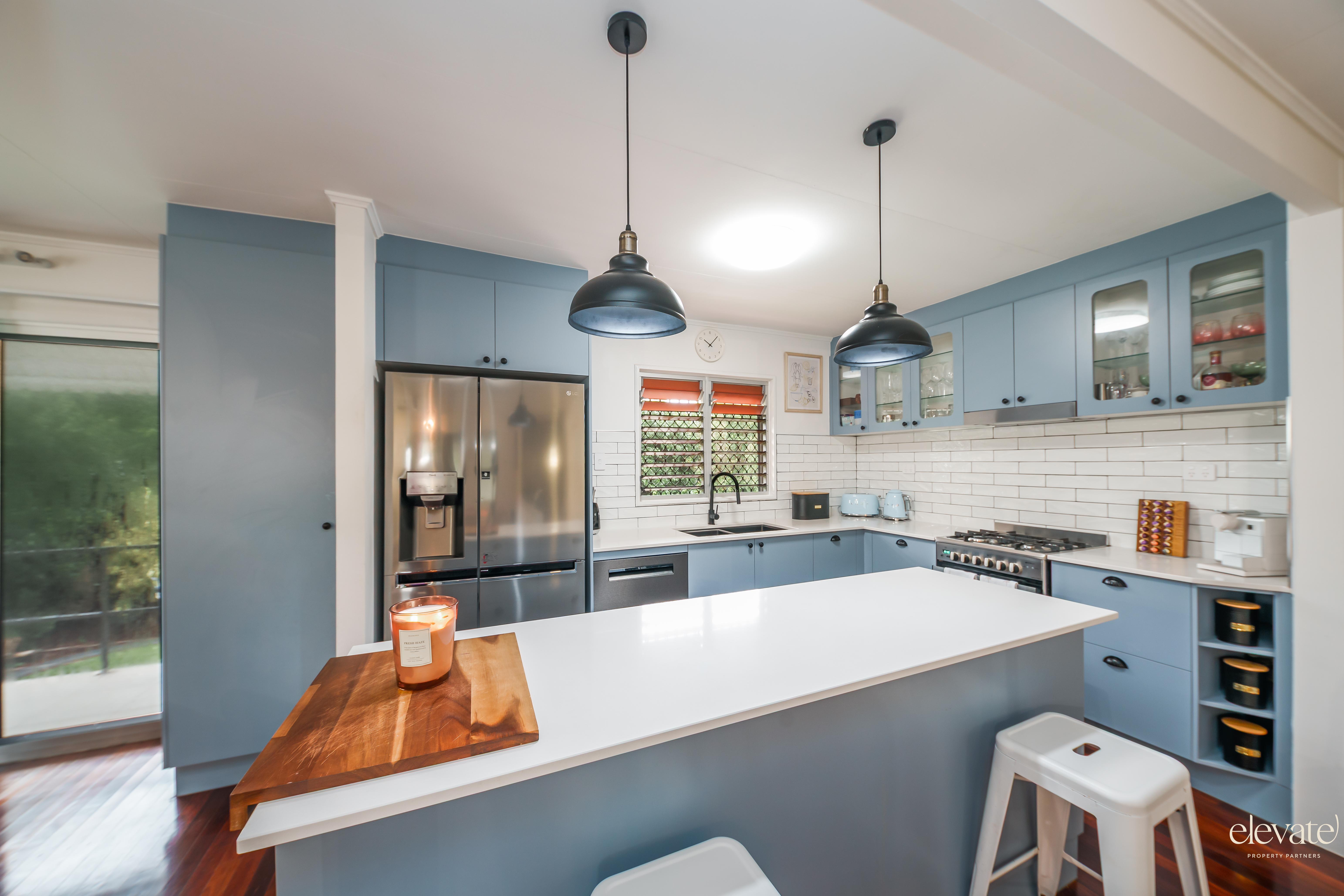 18 POINCIANA STREET, Cranbrook QLD 4814 - Image 1