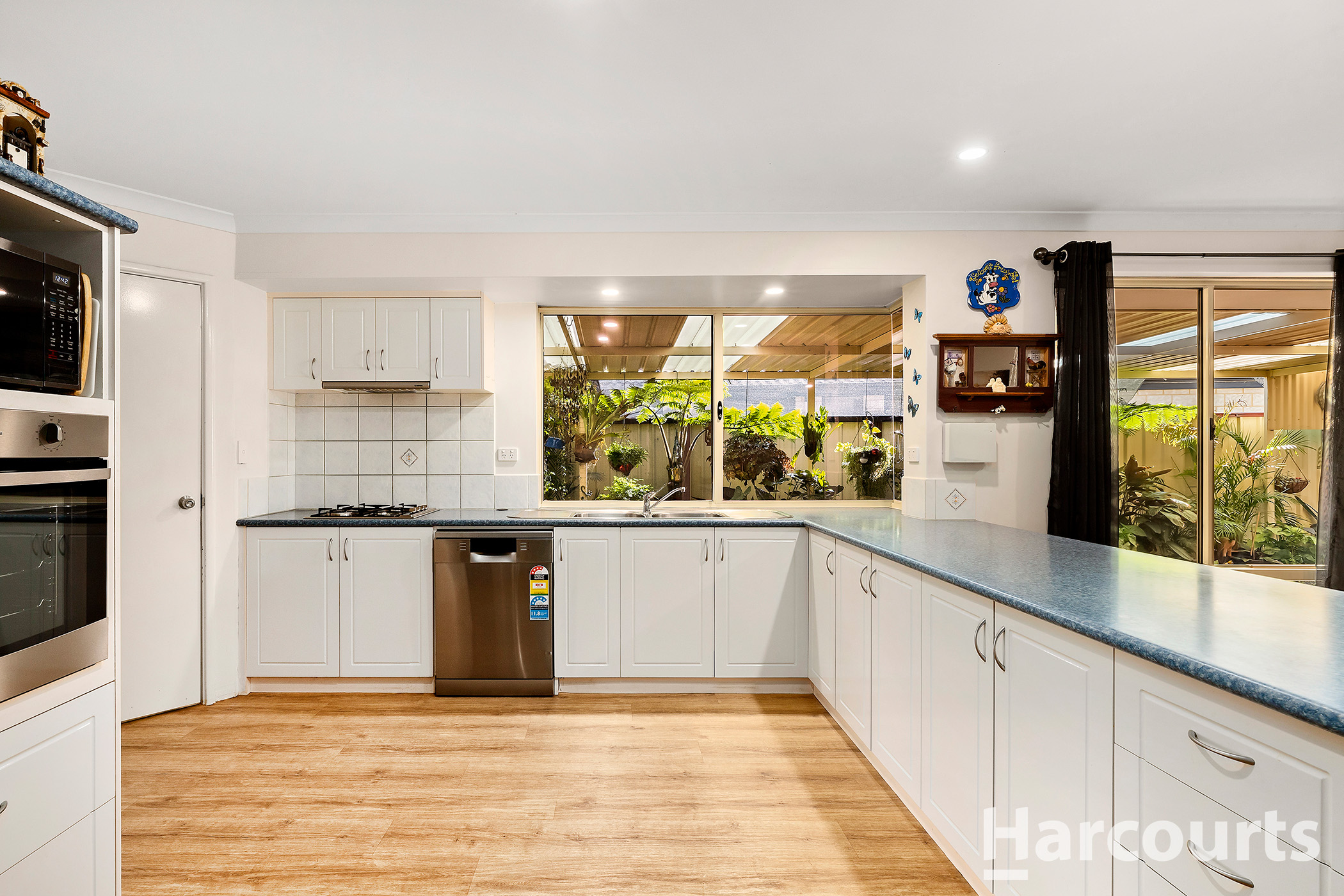 10 Sunset Circle, Pinjarra, Wa, 6208 - Image 2