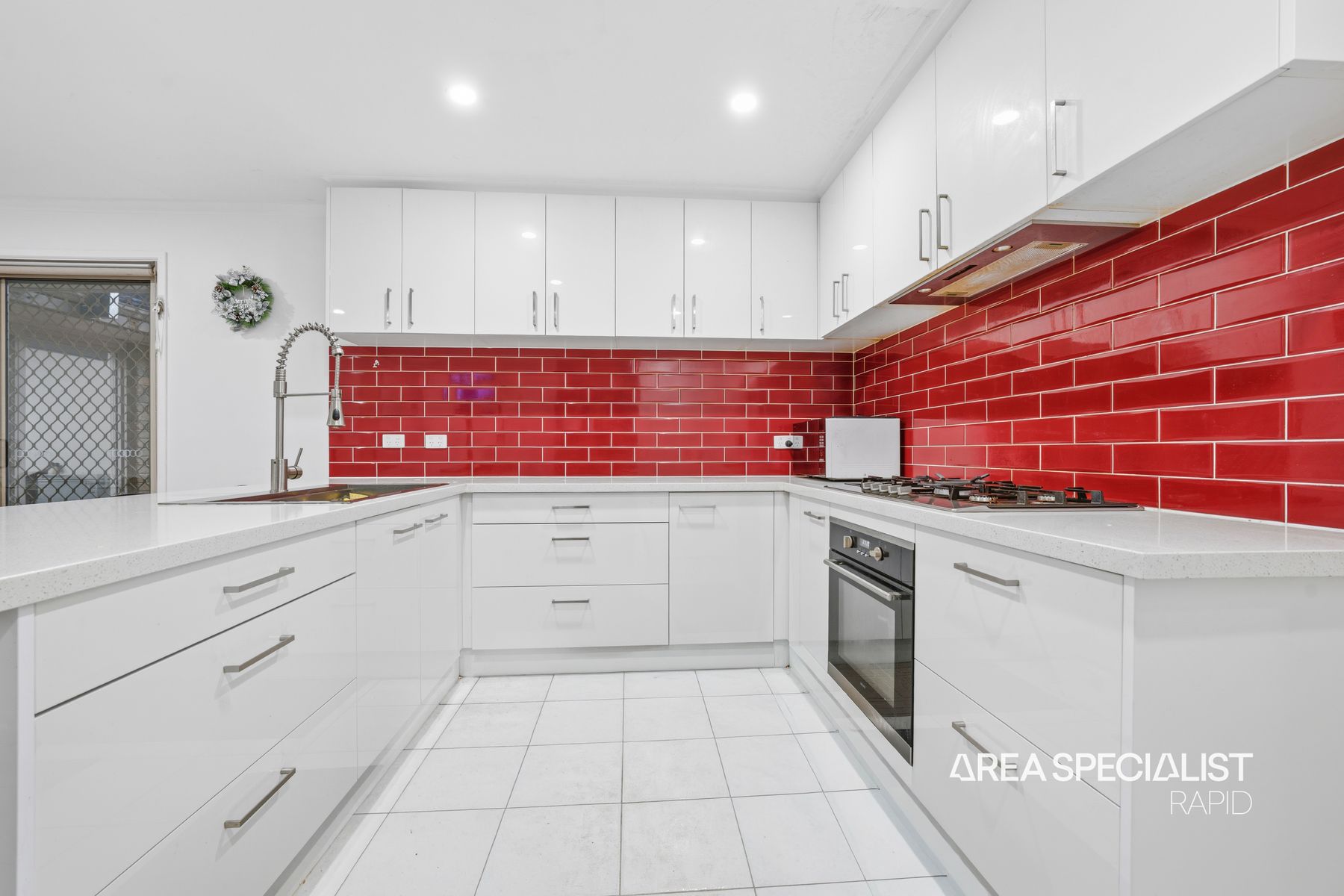 19 LEOPOLD CRESCENT, Hampton Park VIC 3976 - Image 5