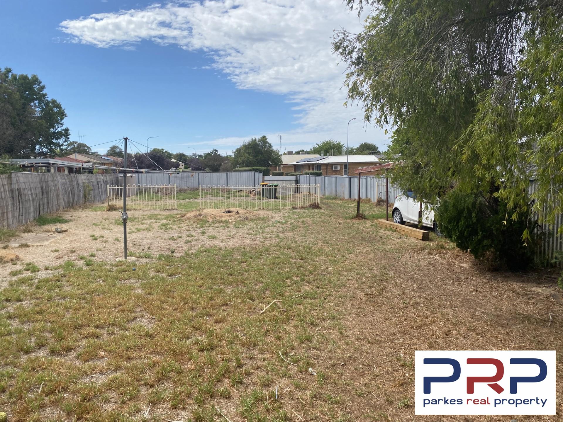 3-bedroom house at 9 Close Street, Parkes, Nsw, 2870, Parkes, New South Wales
