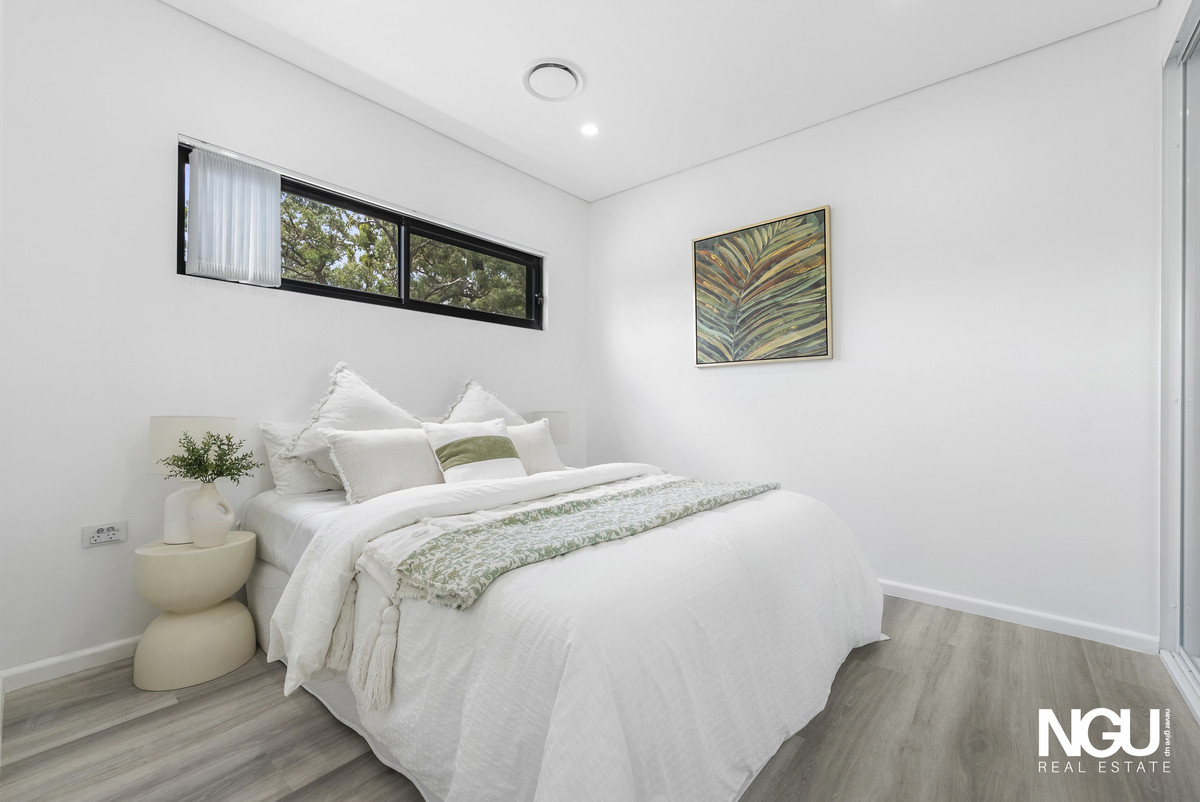 5-bedroom house at 13 Kuala Close, Dean Park, NSW 2761, Blacktown, New South Wales