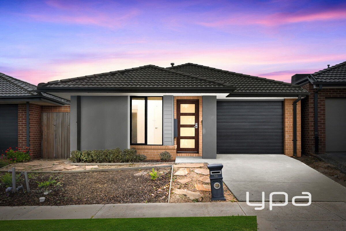 3-bedroom house at 10 Komodo Drive, Tarneit, VIC 3029, Wyndham, Victoria