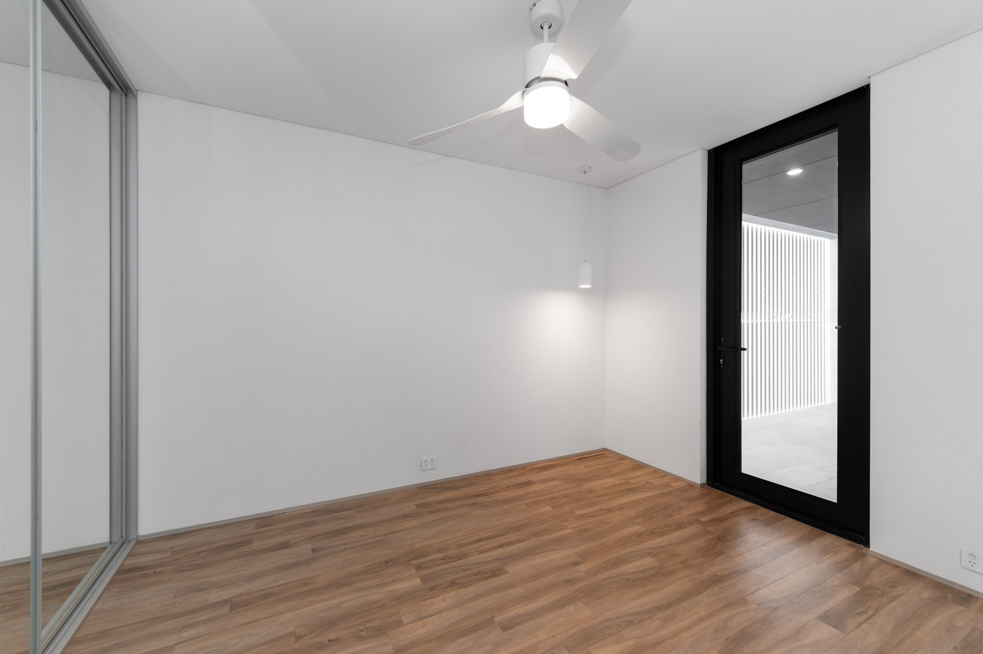 2-bedroom unit at 10 402 CARRINGTON STREET, HAMILTON HILL WA 6163, Cockburn, Western Australia