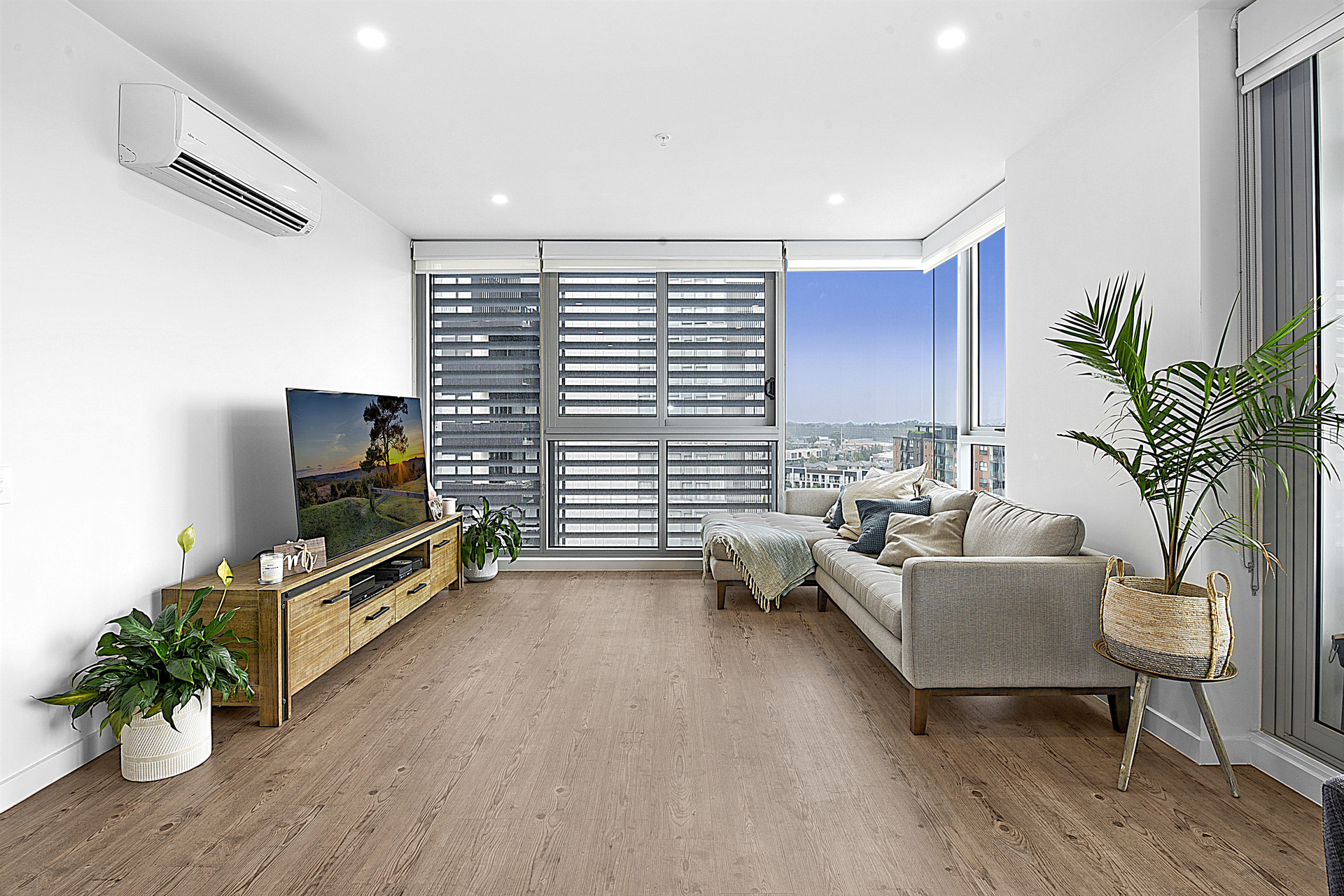 903/10 Aviators Way, Penrith, NSW 2750 - Image 4