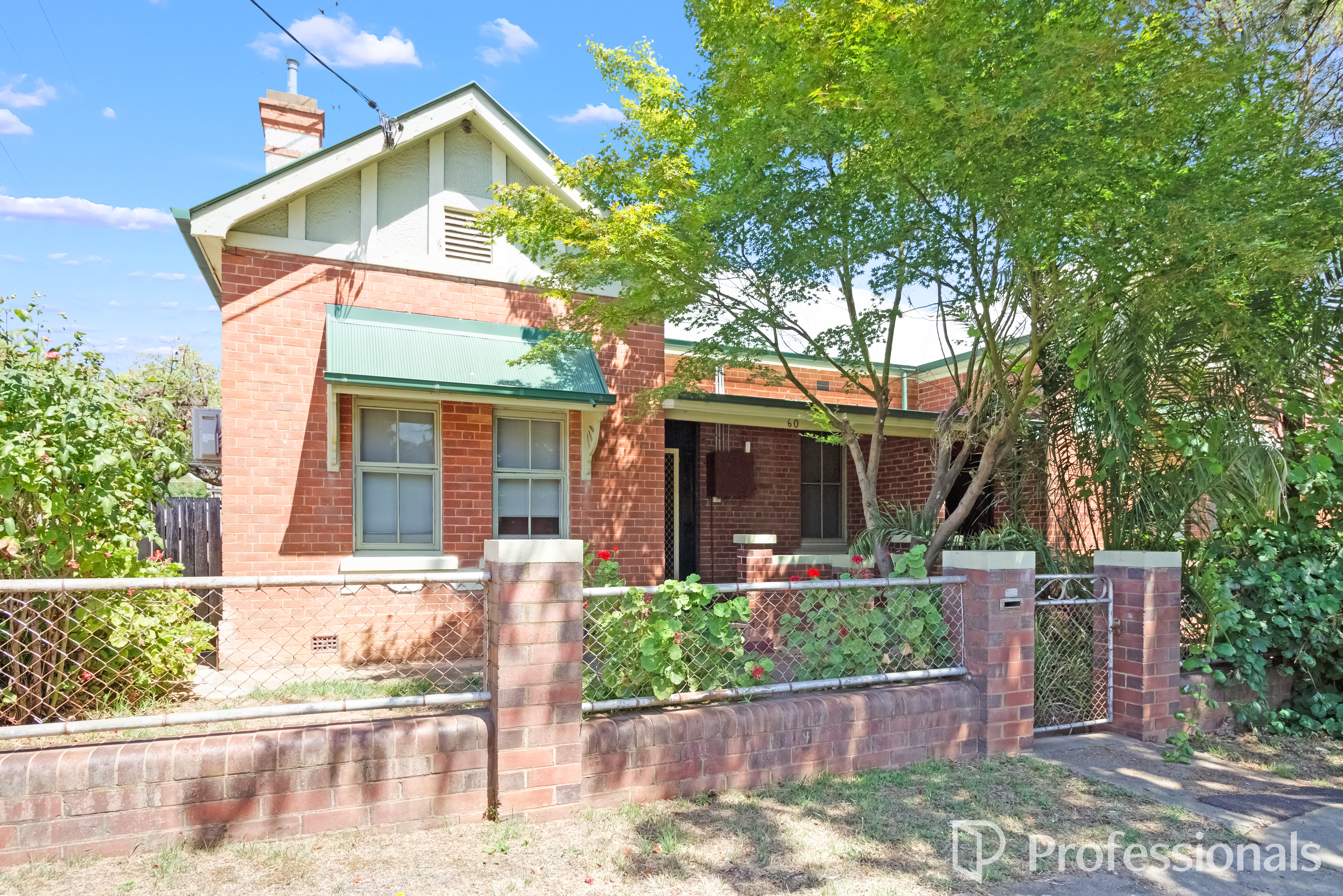 5-bedroom unit at 60 Flinders Street, Wagga Wagga, Nsw, 2650, Wagga Wagga, New South Wales