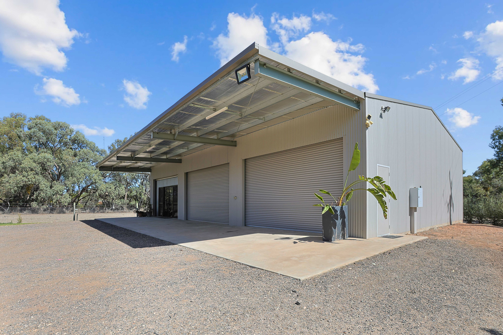 5-bedroom house at 139a Log Bridge Road, Wentworth, Nsw, 2648, Wentworth, New South Wales