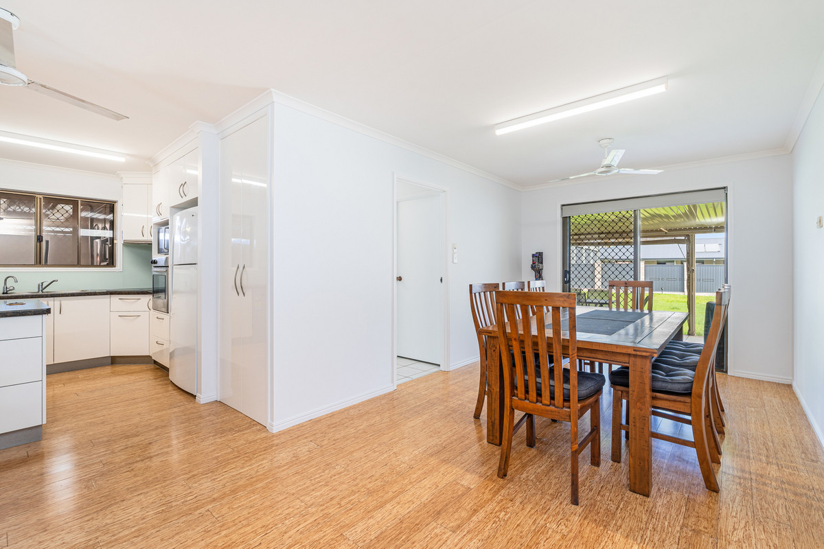 6 LADBROKE CRESCENT, Urangan QLD 4655 - Image 8