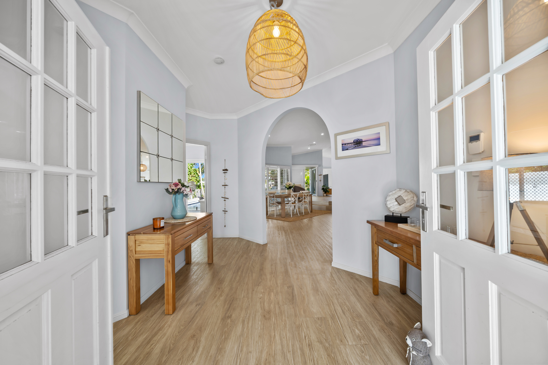 5-bedroom house at 9 Sundowner Court, Mermaid Waters, QLD 4218, Gold Coast, Queensland