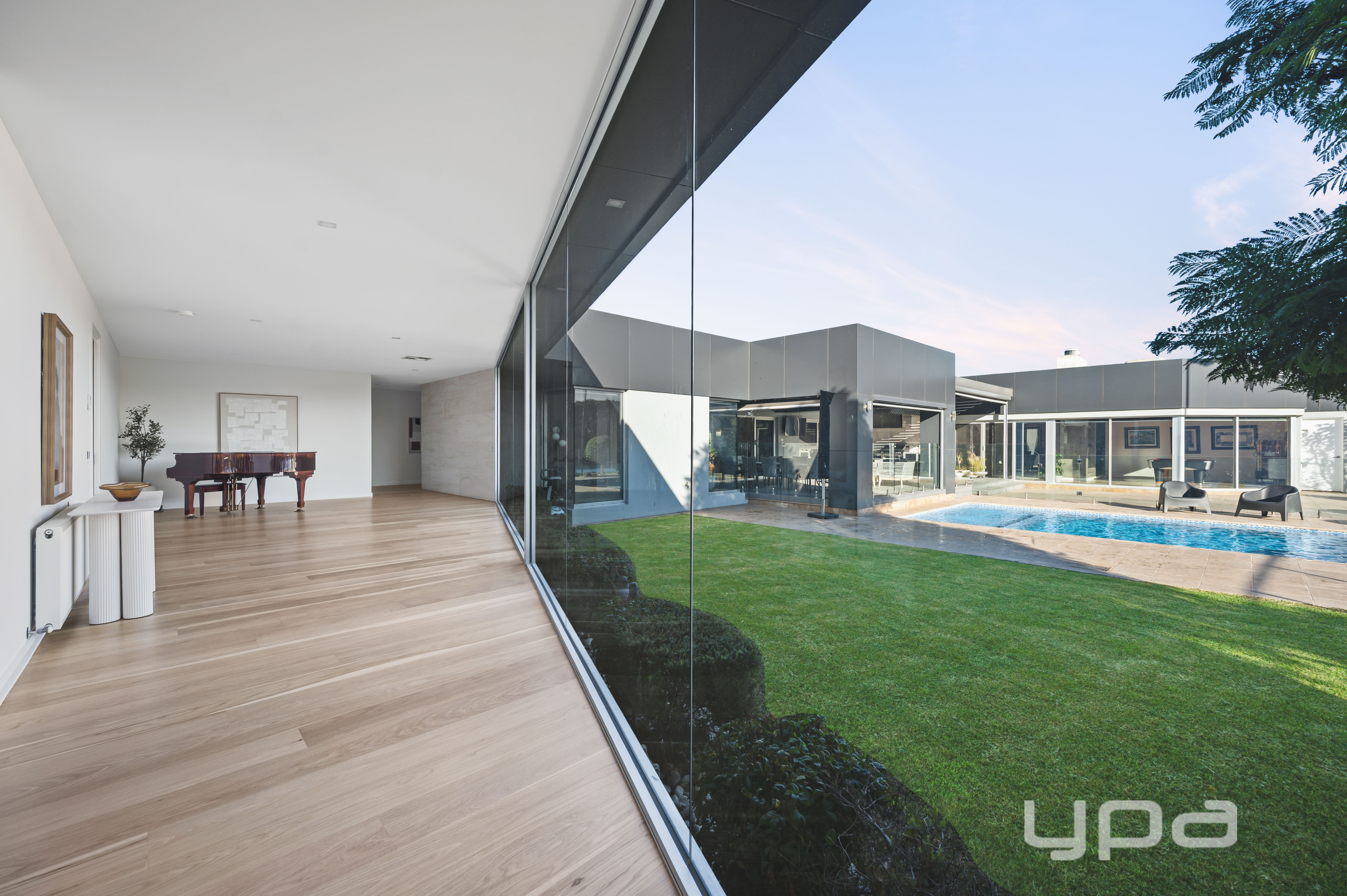 5-bedroom house at 7 Elphinstone Boulevard, Greenvale, VIC 3059, Hume, Victoria