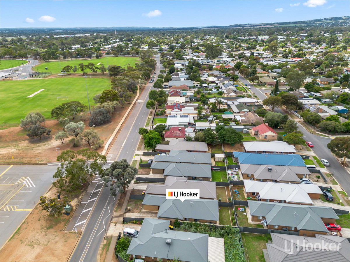 3-bedroom house at 4 Mavros Road, Elizabeth Downs, SA 5113, Playford, South Australia